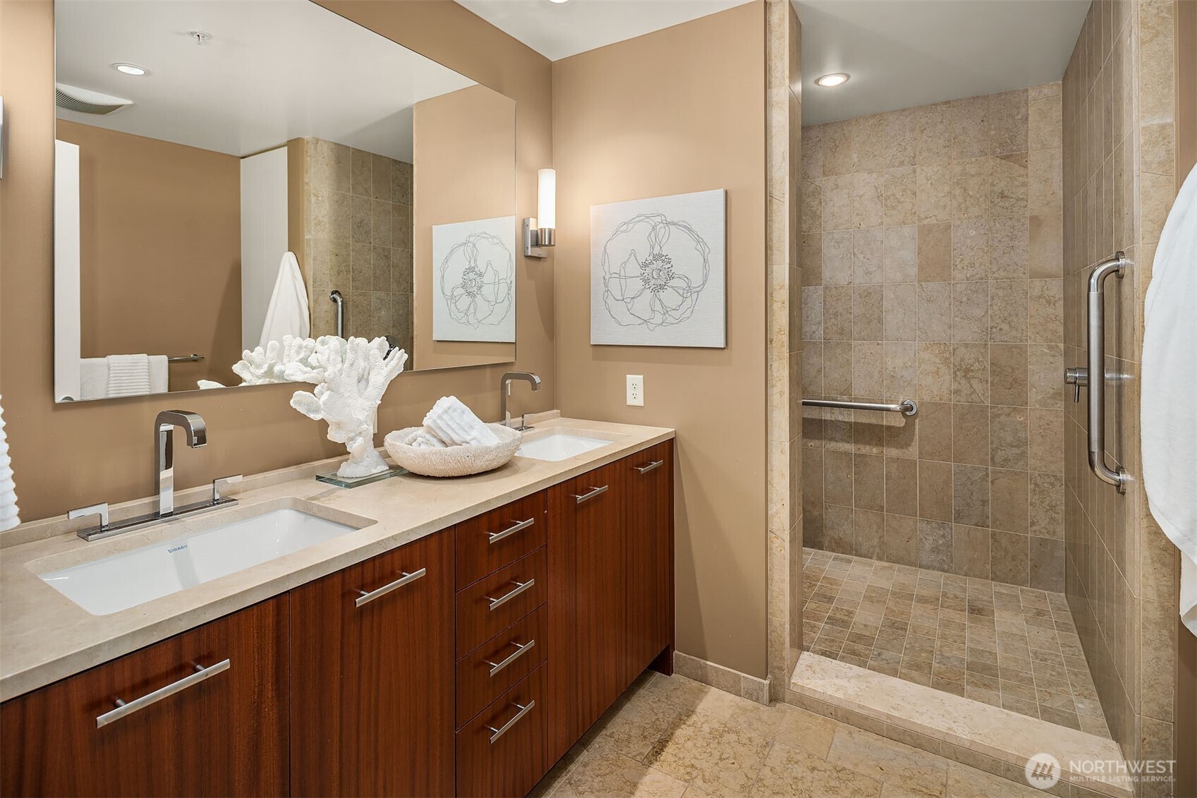 10700 NE 4th Street Unit: 3406