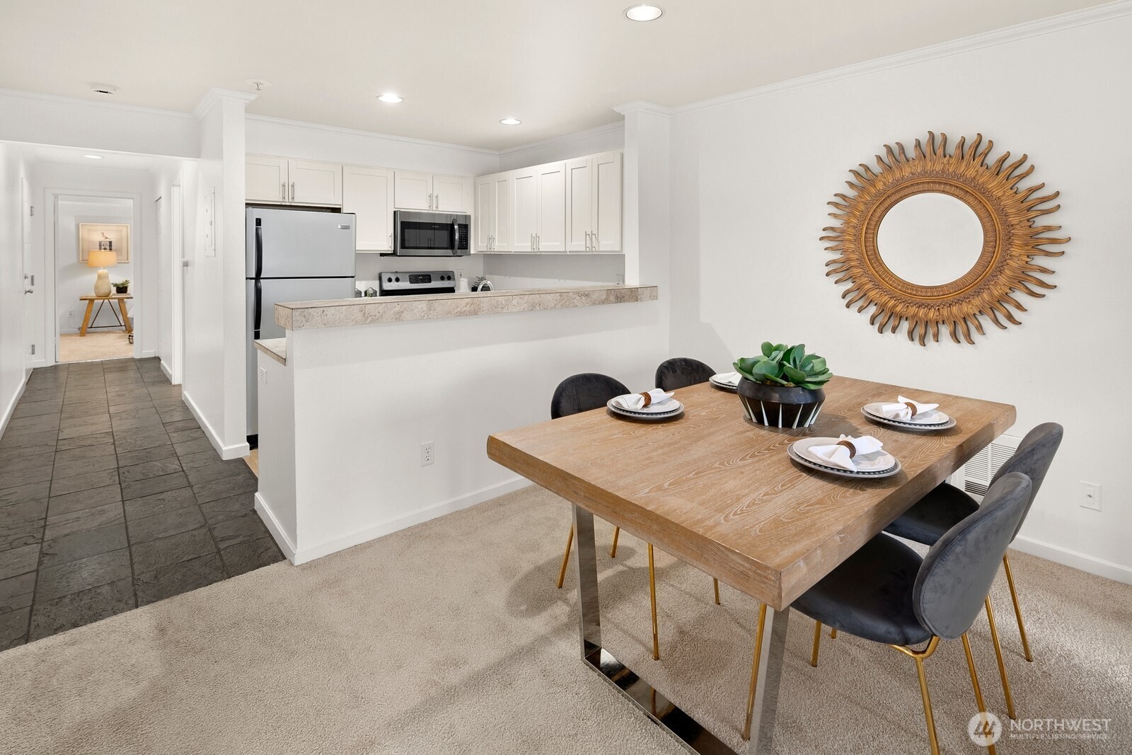 1504 Aurora Avenue N Unit: 311