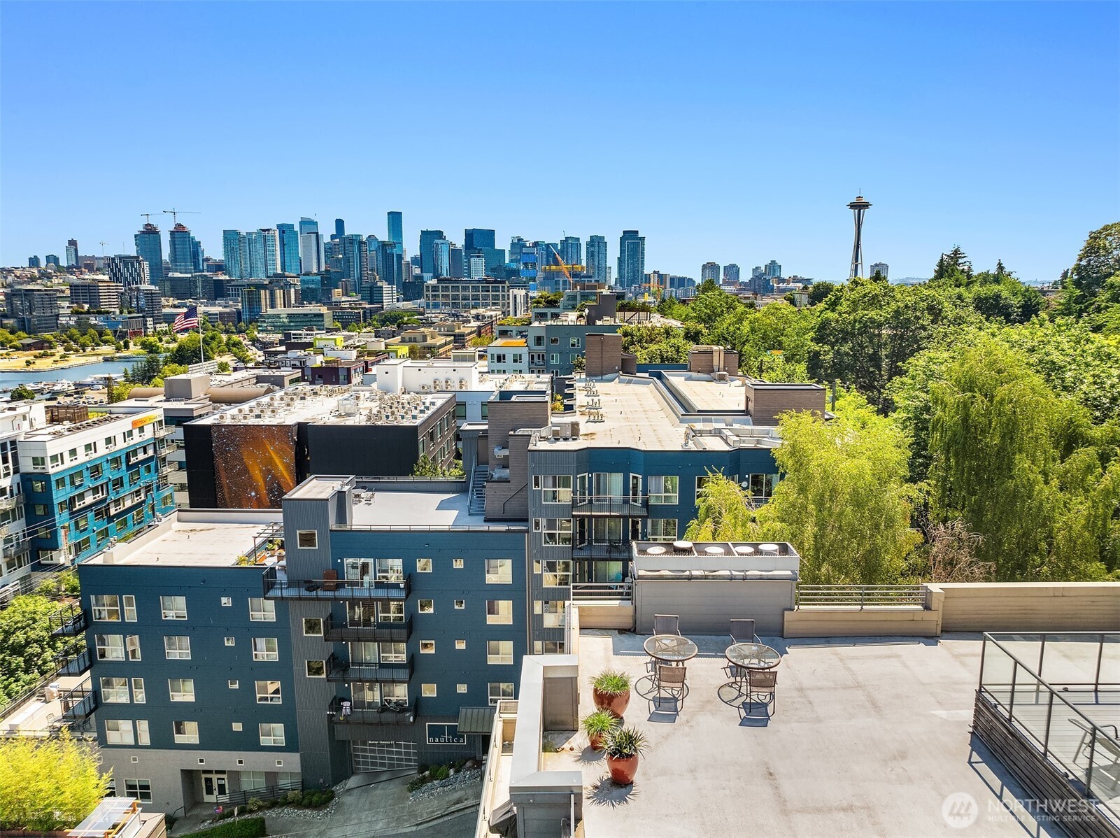 1504 Aurora Avenue N Unit: 311