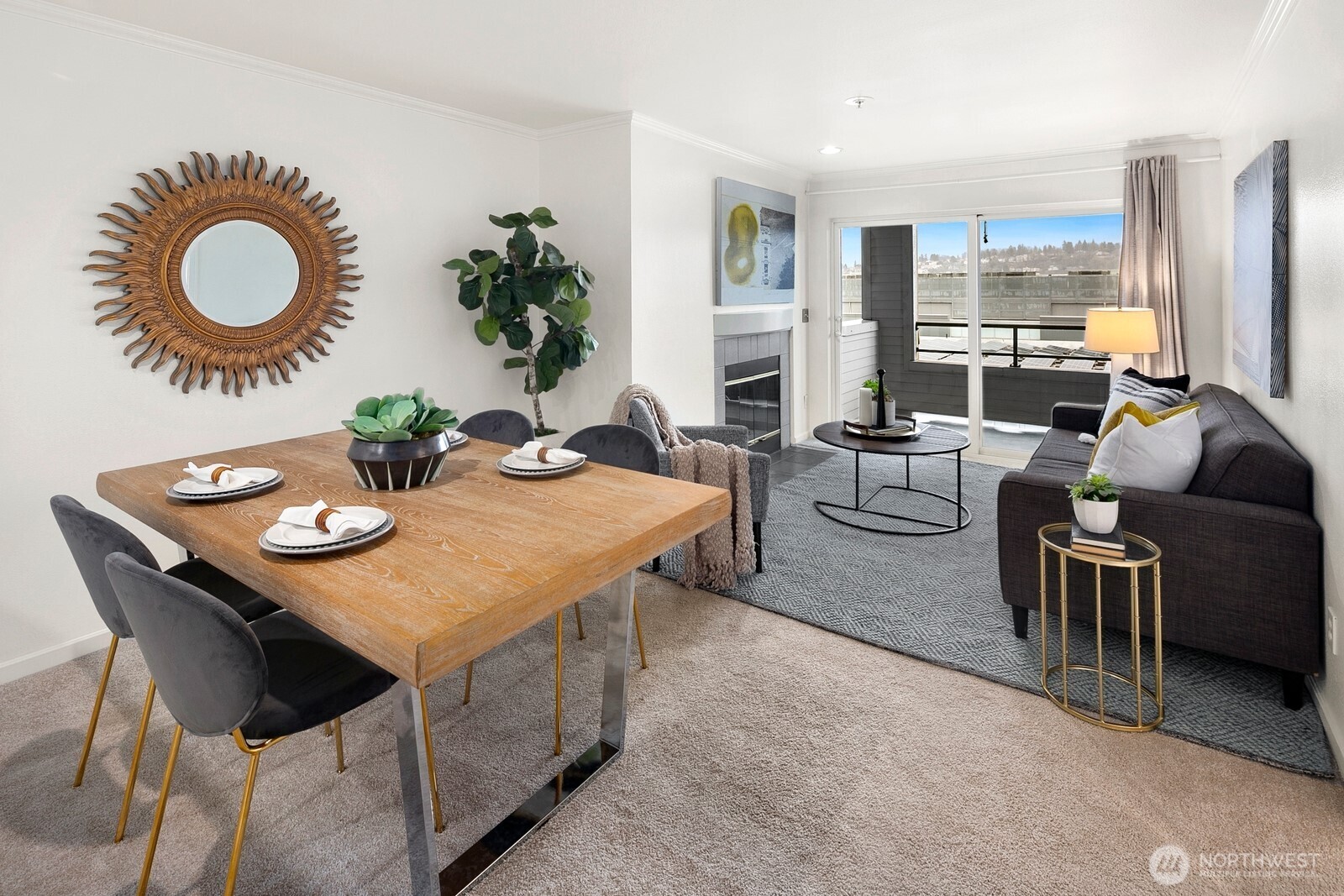 1504 Aurora Avenue N Unit: 311
