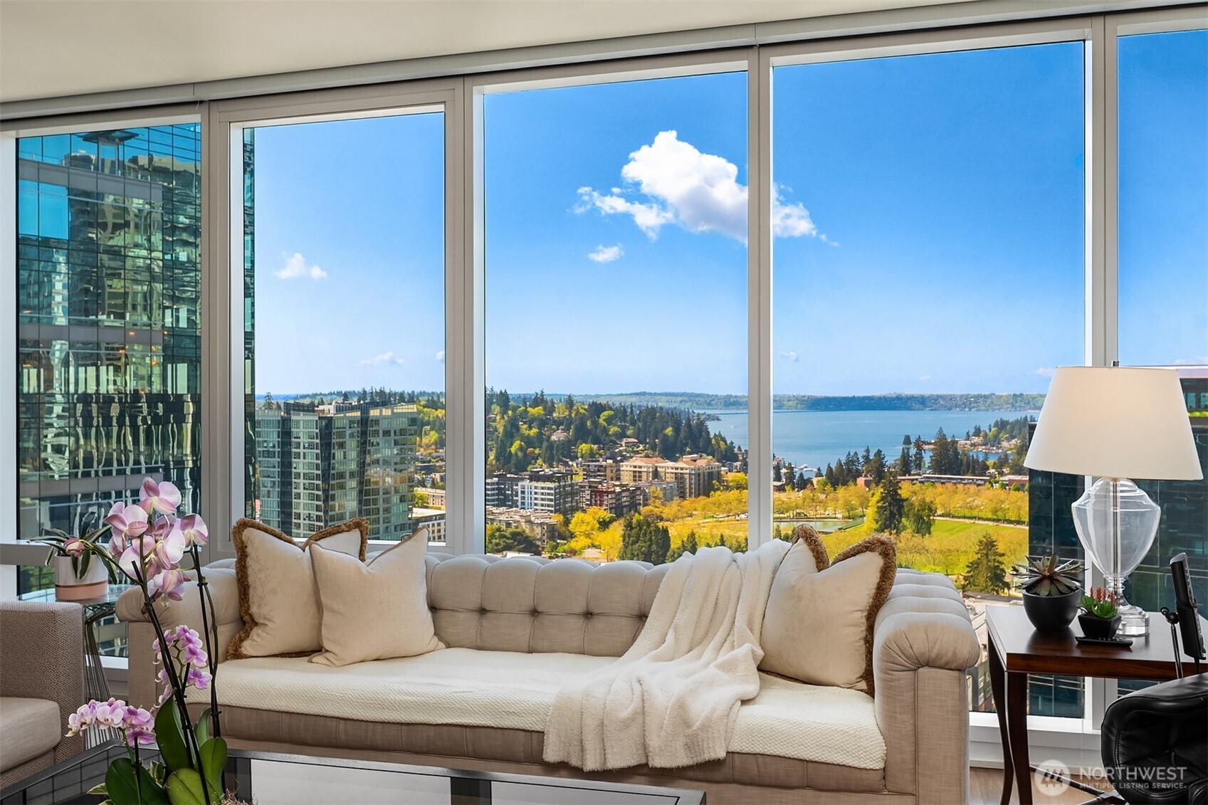 10700 NE 4th Street Unit: 2202