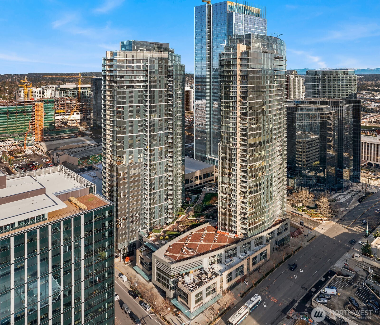 10700 NE 4th Street Unit: 2202