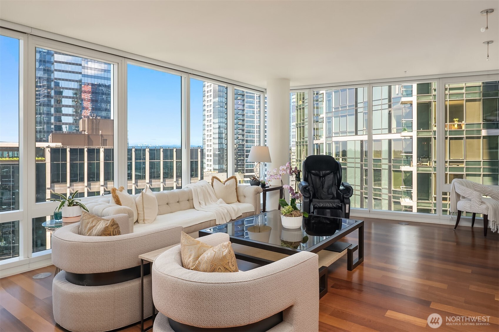 10700 NE 4th Street Unit: 2202