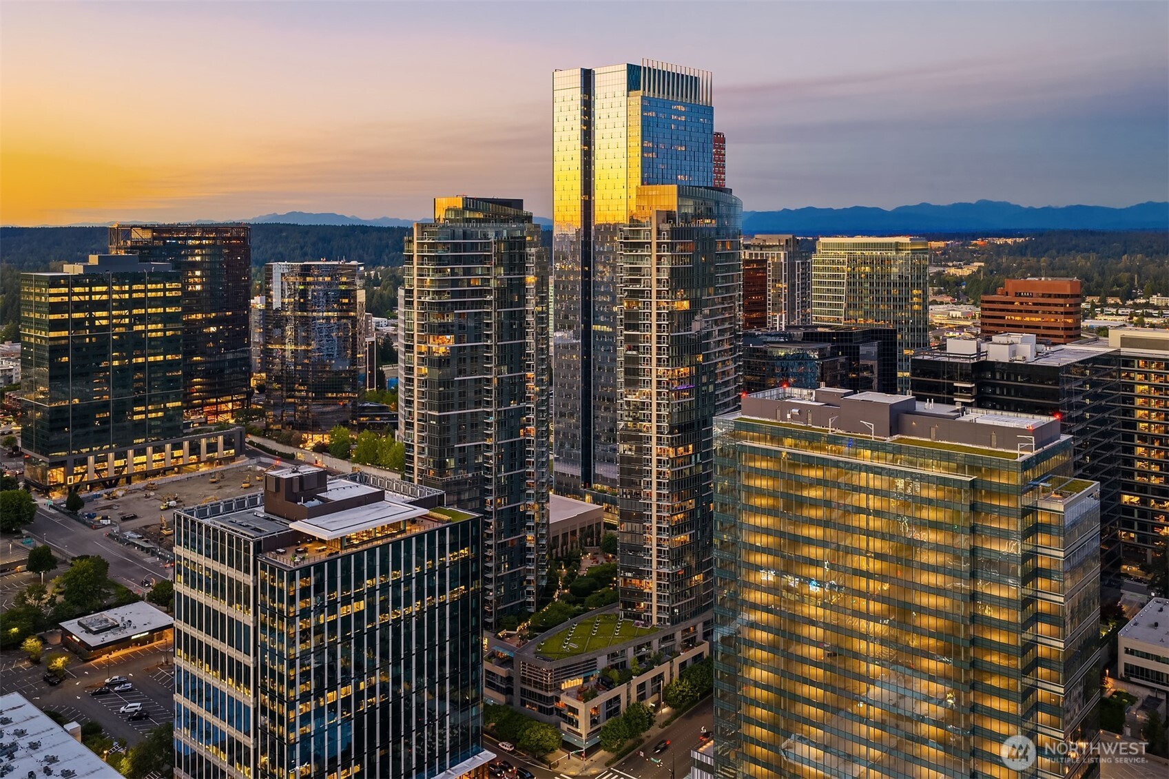 500 106th Avenue NE Unit: 3705