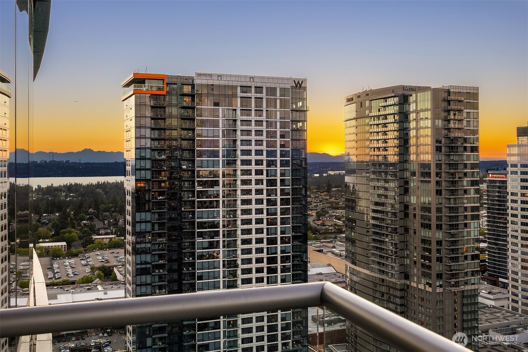 500 106th Avenue NE Unit: 3705