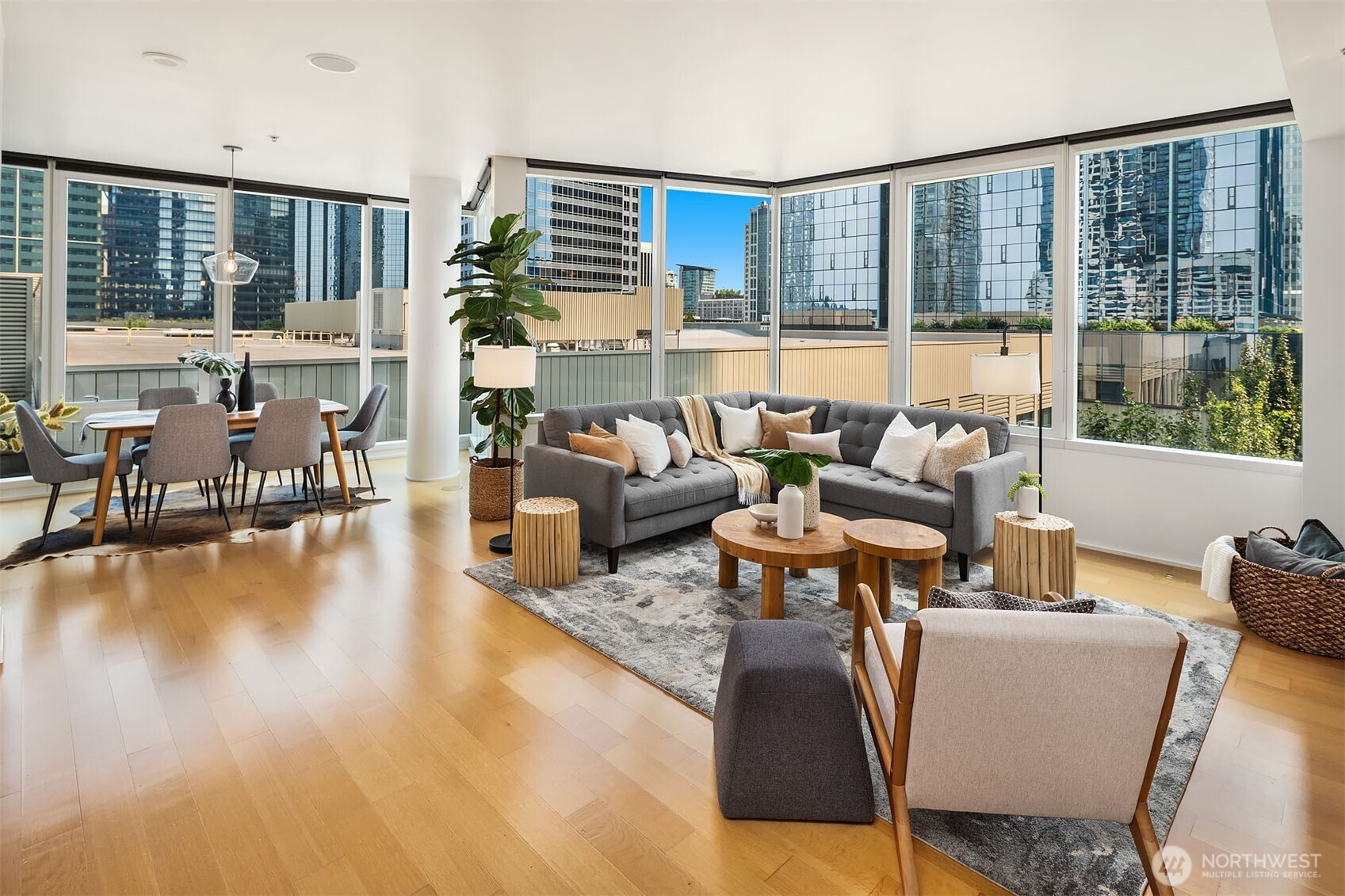500 106th Avenue NE Unit: 905