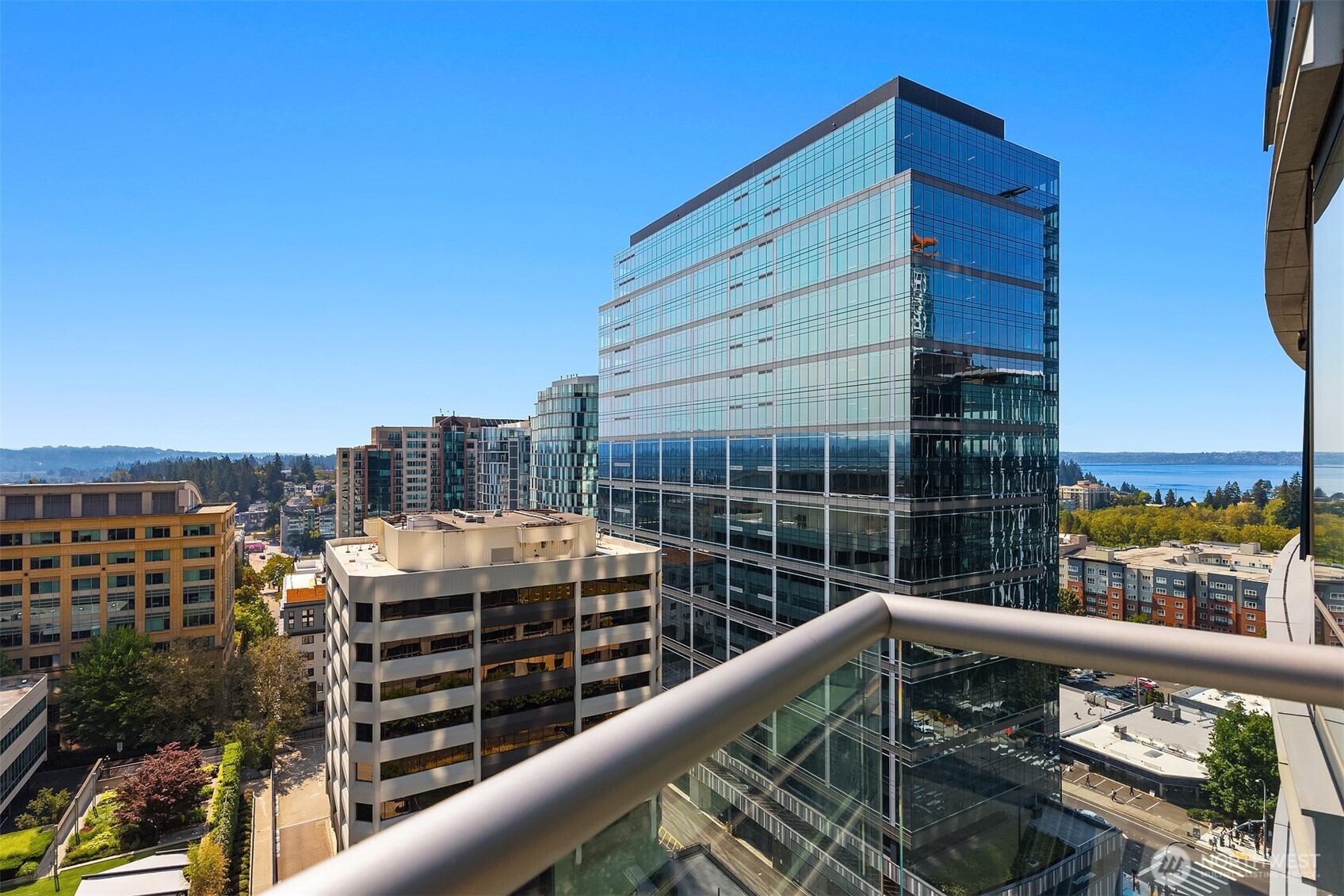 10700 NE 4th Street Unit: 1712