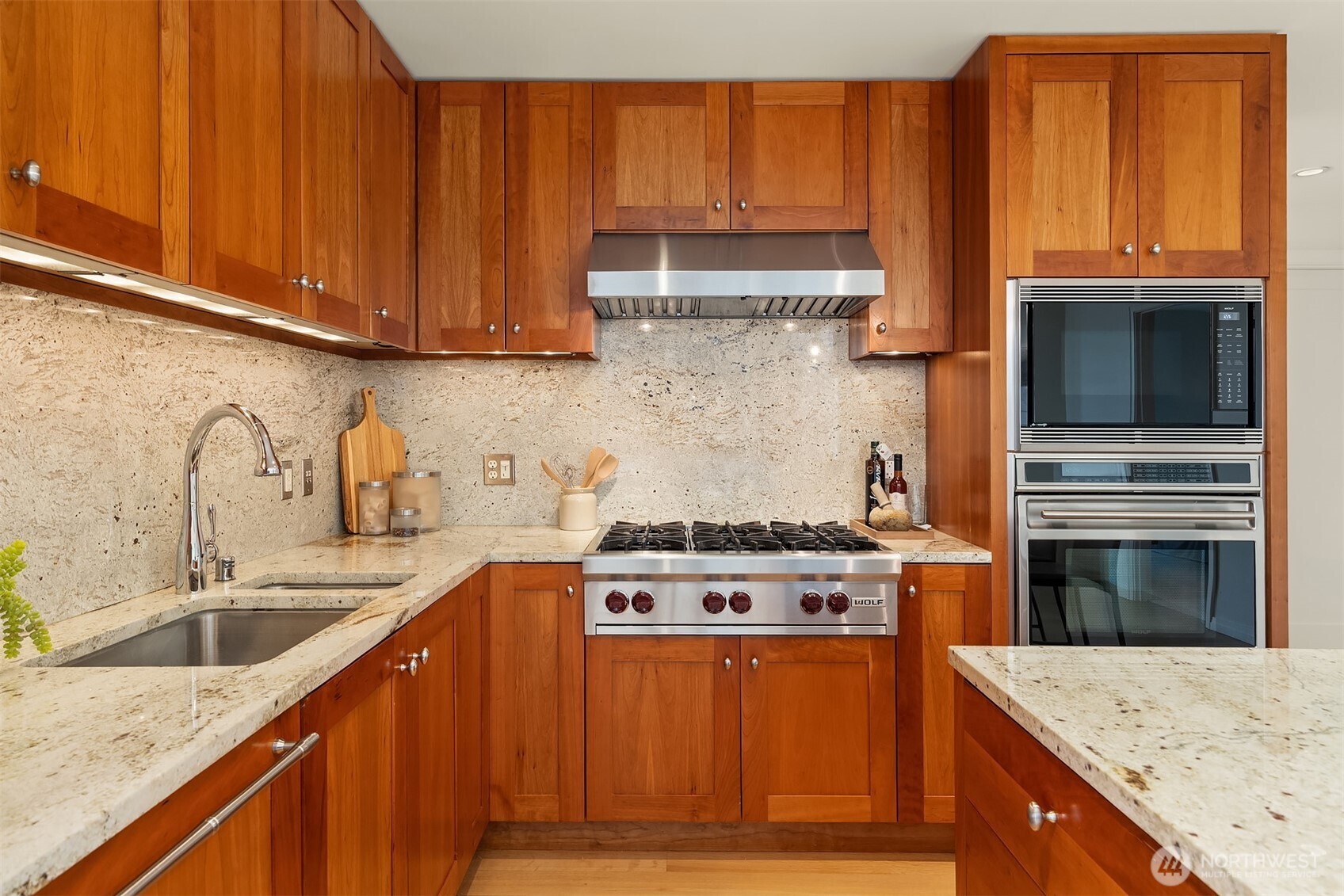 10700 NE 4th Street Unit: 1712