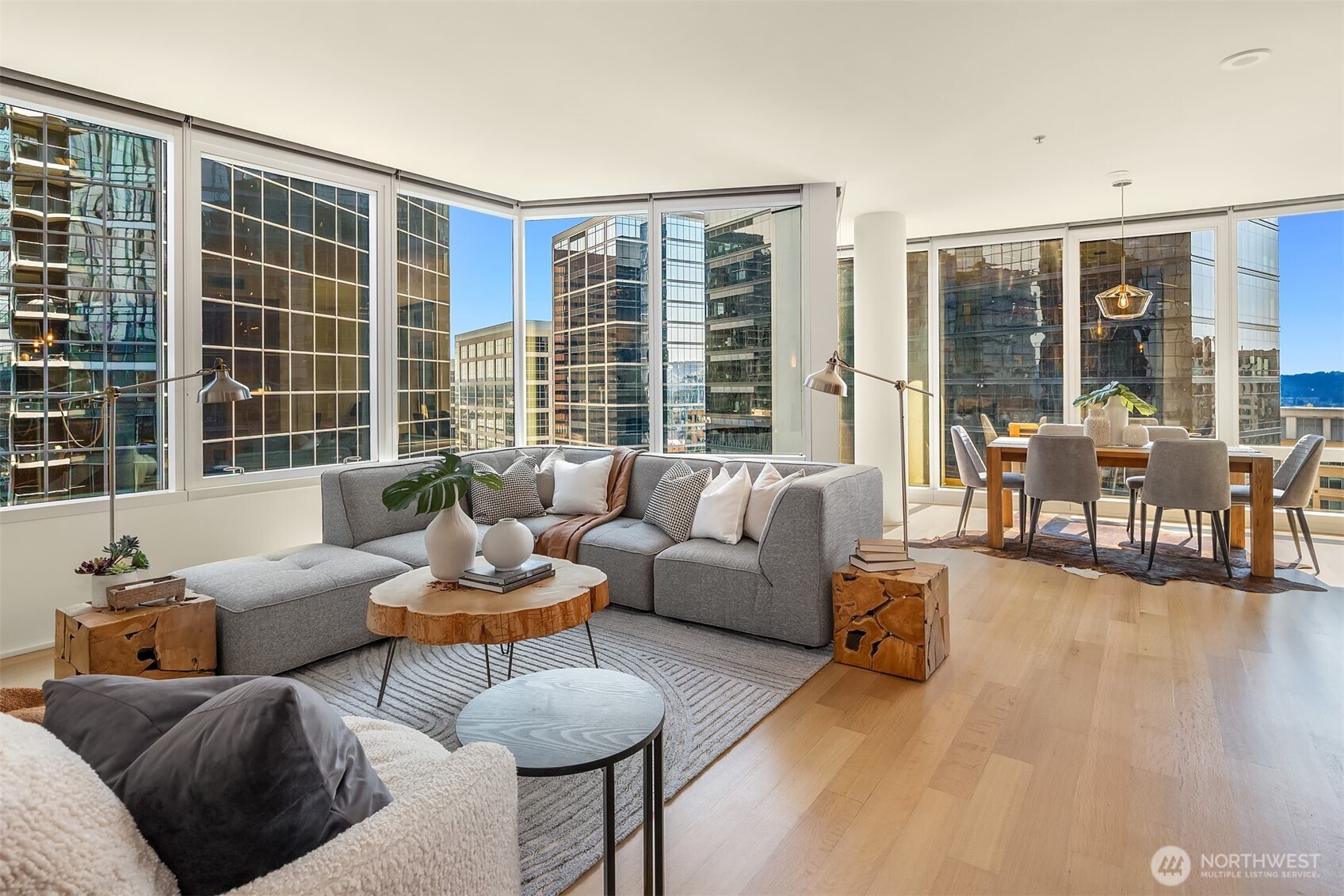 10700 NE 4th Street Unit: 1712
