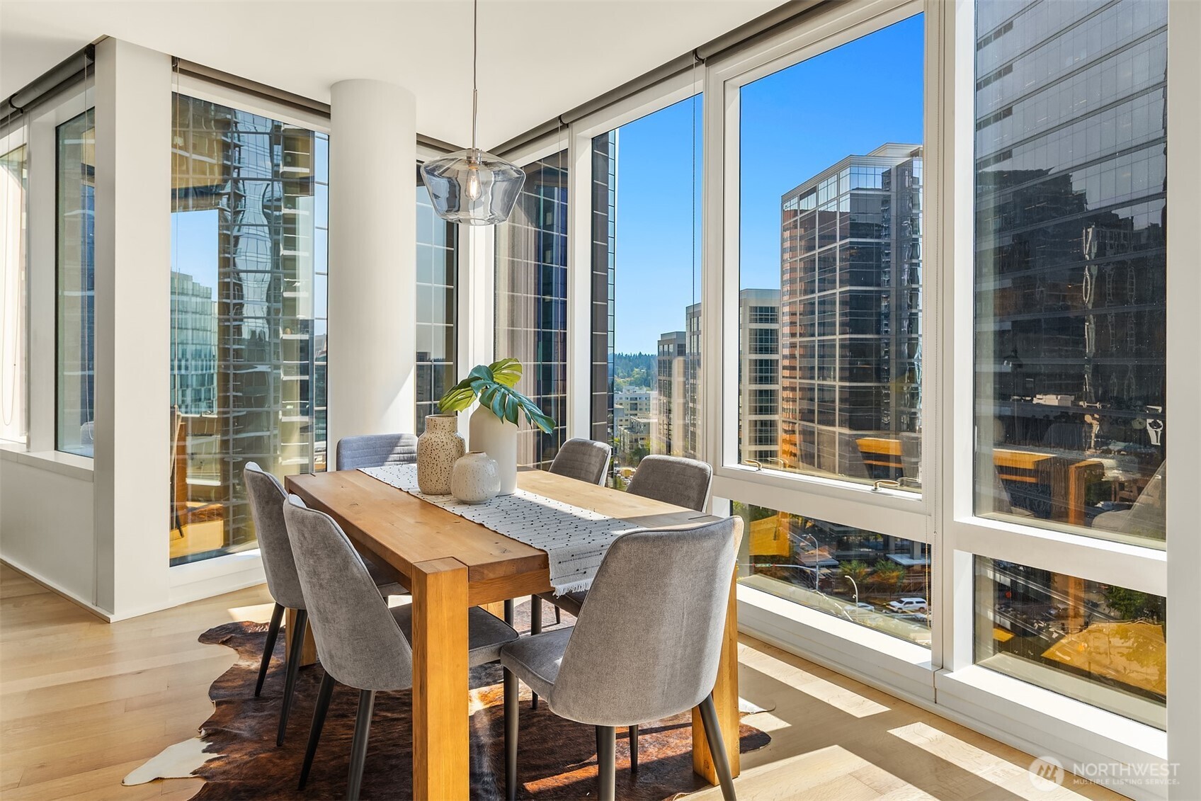 10700 NE 4th Street Unit: 1712