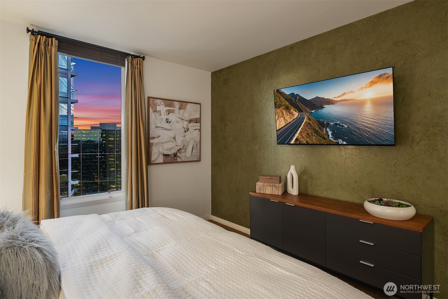 10700 NE 4th Street Unit: 3106
