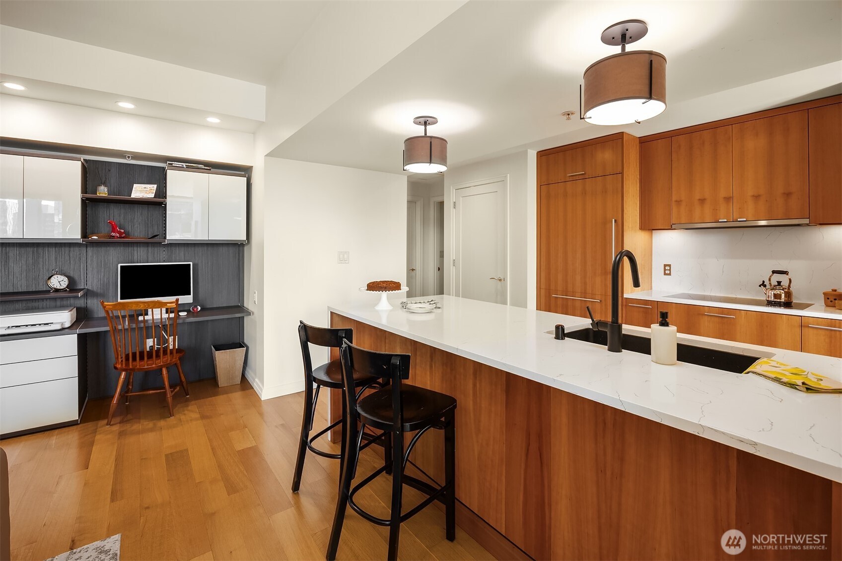 500 106th Avenue NE Unit: 1313