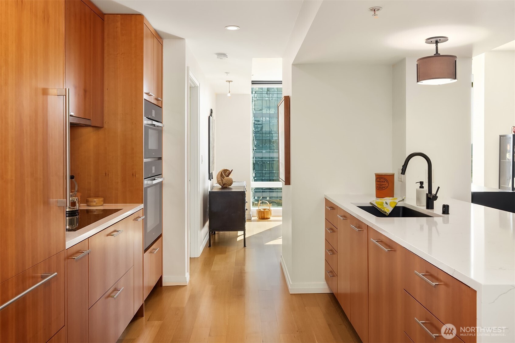 500 106th Avenue NE Unit: 1313