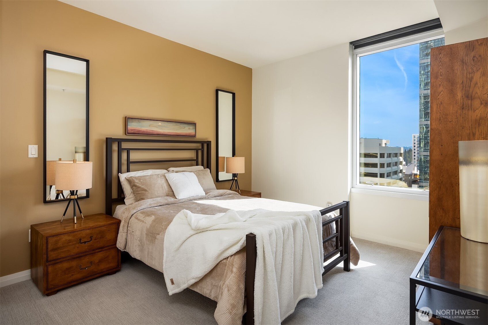 500 106th Avenue NE Unit: 1313