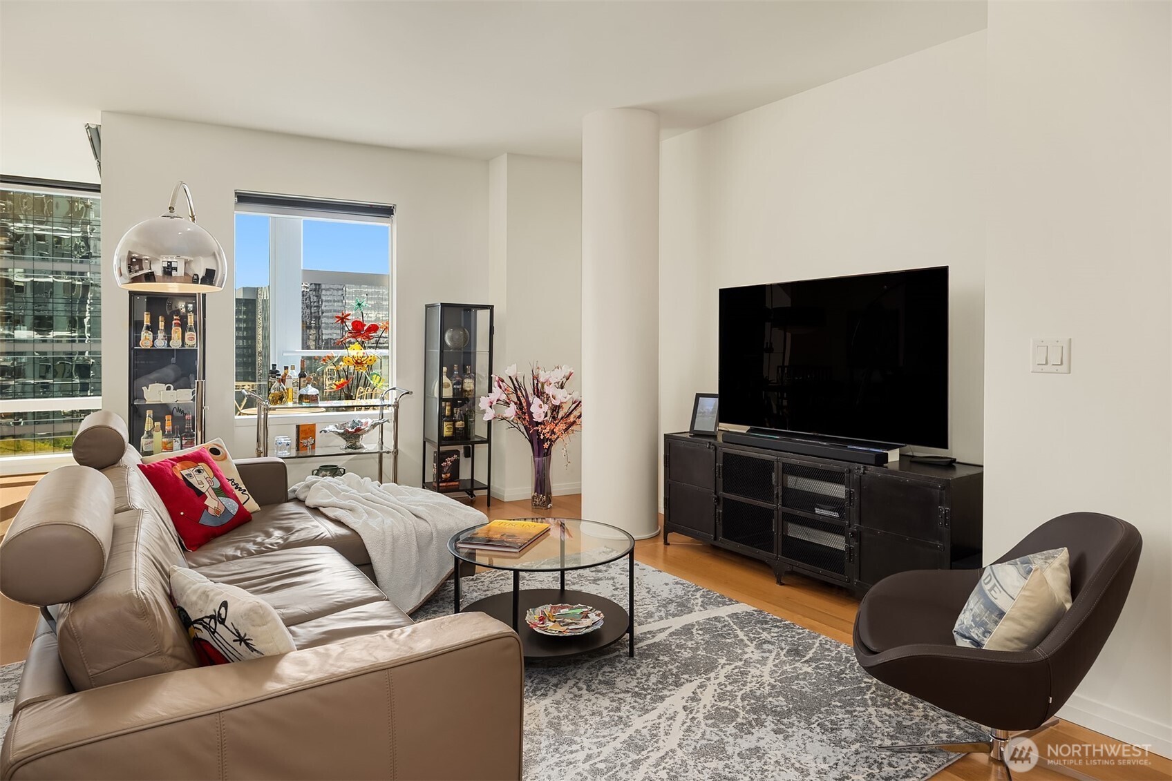 500 106th Avenue NE Unit: 1313