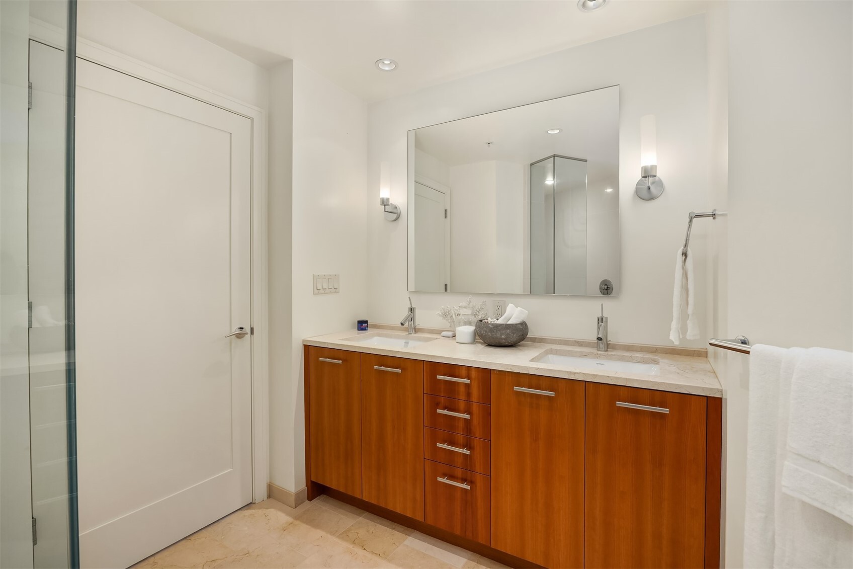 10700 NE 4th Street Unit: 1310