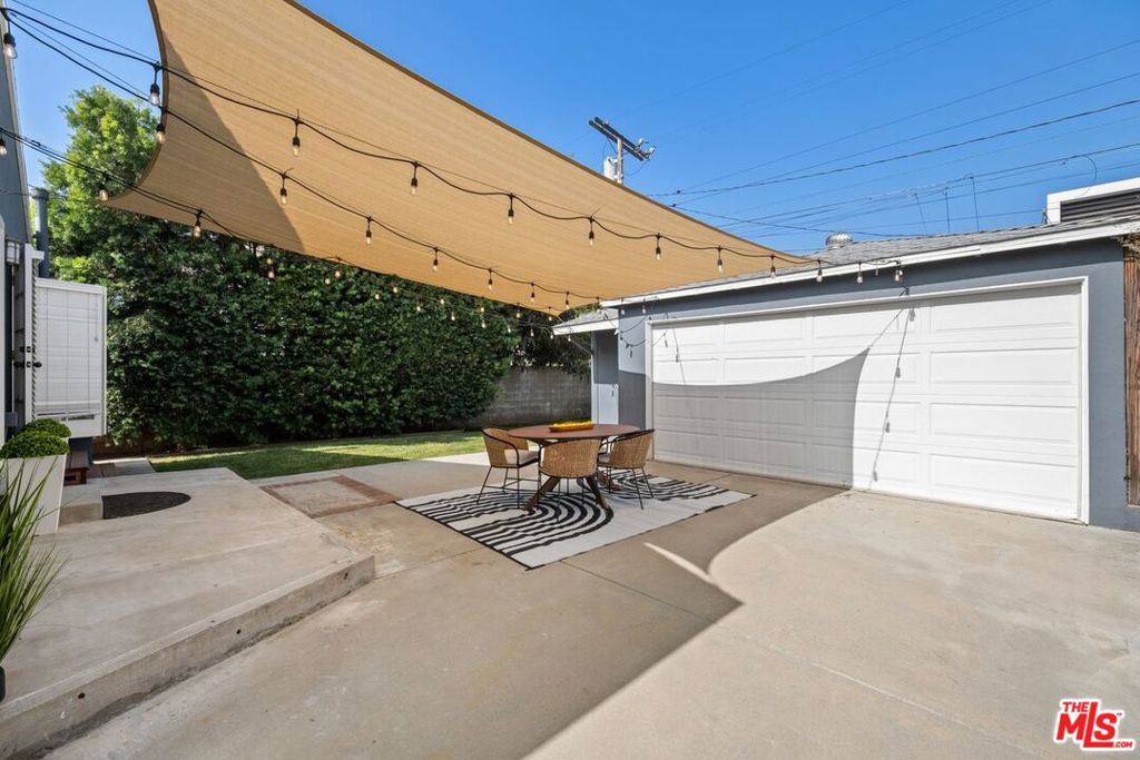 12513 Walsh Avenue