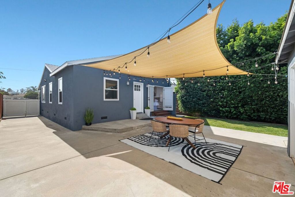 12513 Walsh Avenue