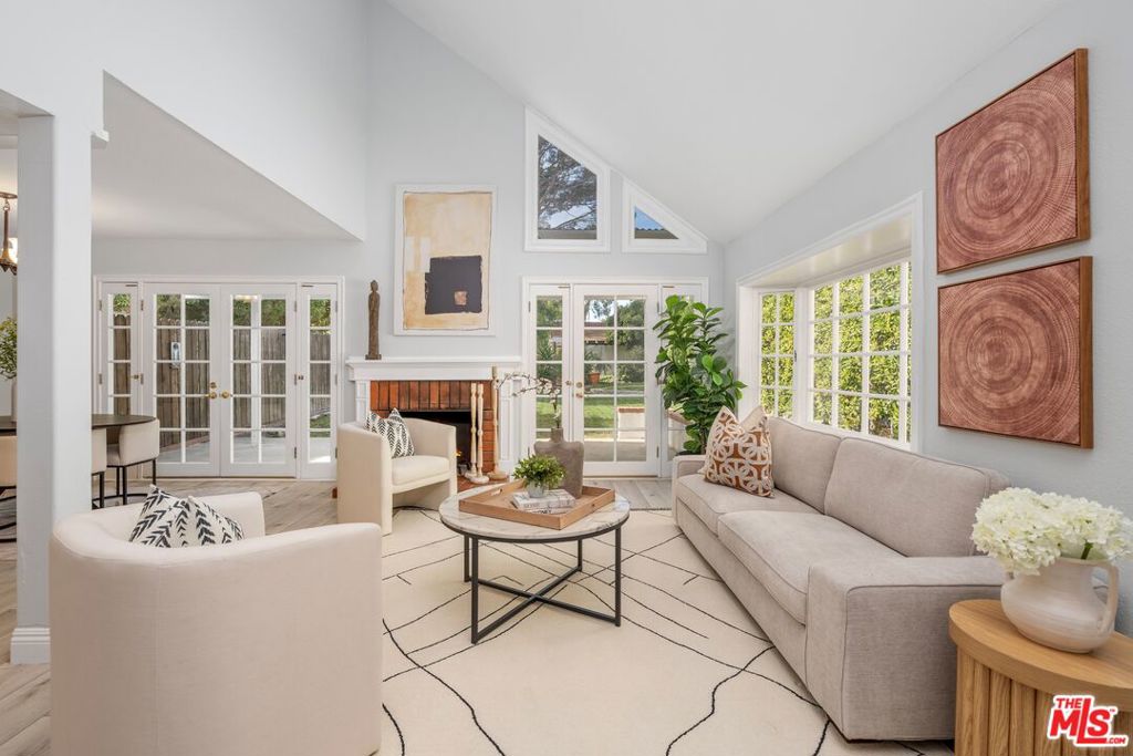 30766 Lakefront Drive