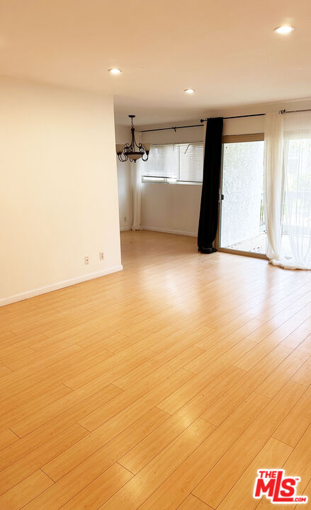 4722 Park Granada Unit: 206