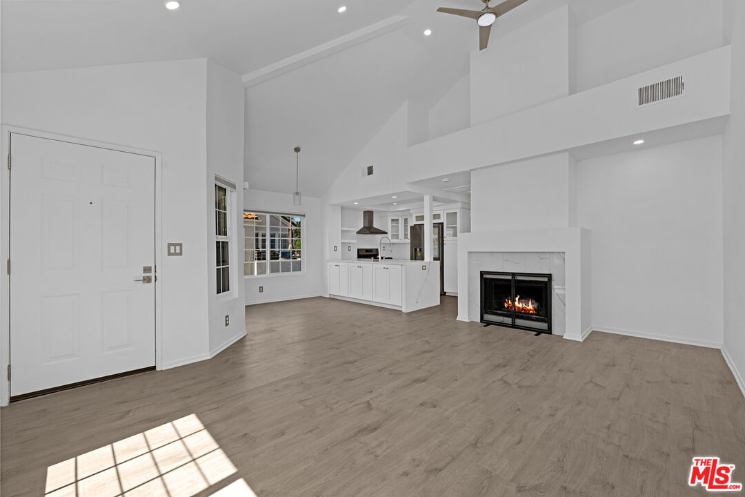 4240 Lost Hills Rd Unit: 506