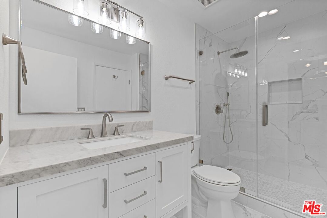 4240 Lost Hills Rd Unit: 506