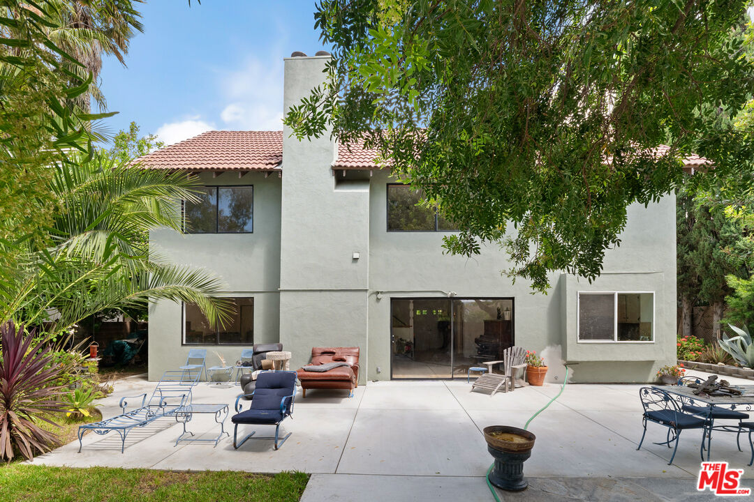 26926 De Berry Dr