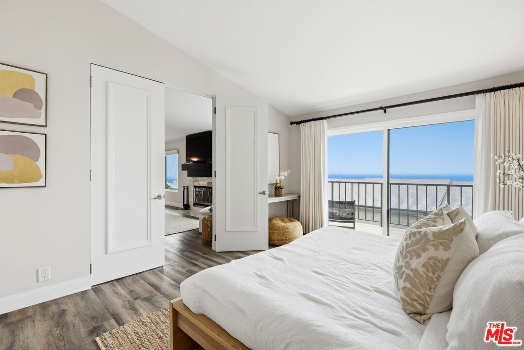 6766 Las Olas Way