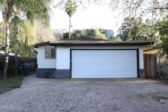 628 Paige LN