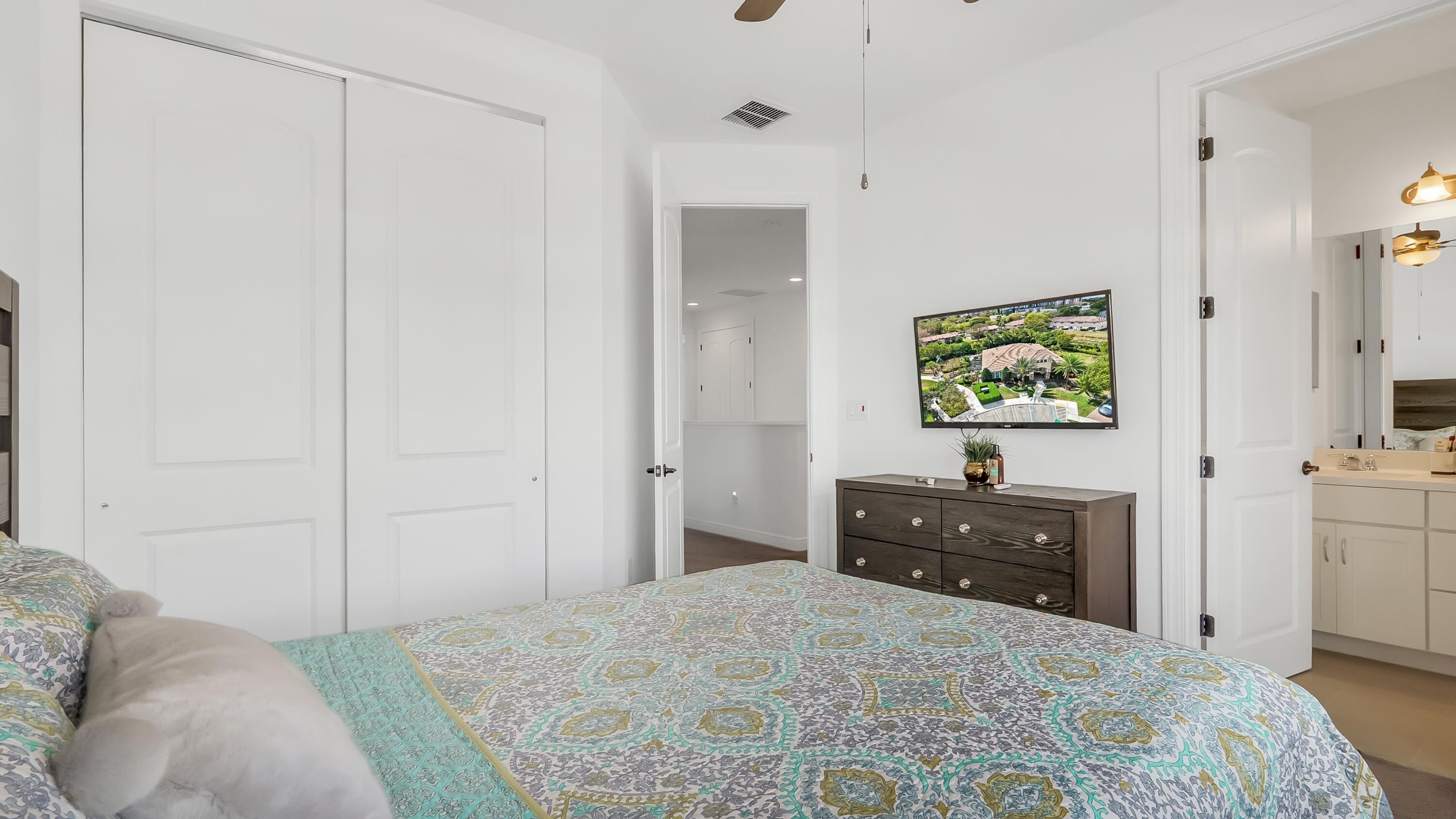 8550 NW 39th Court