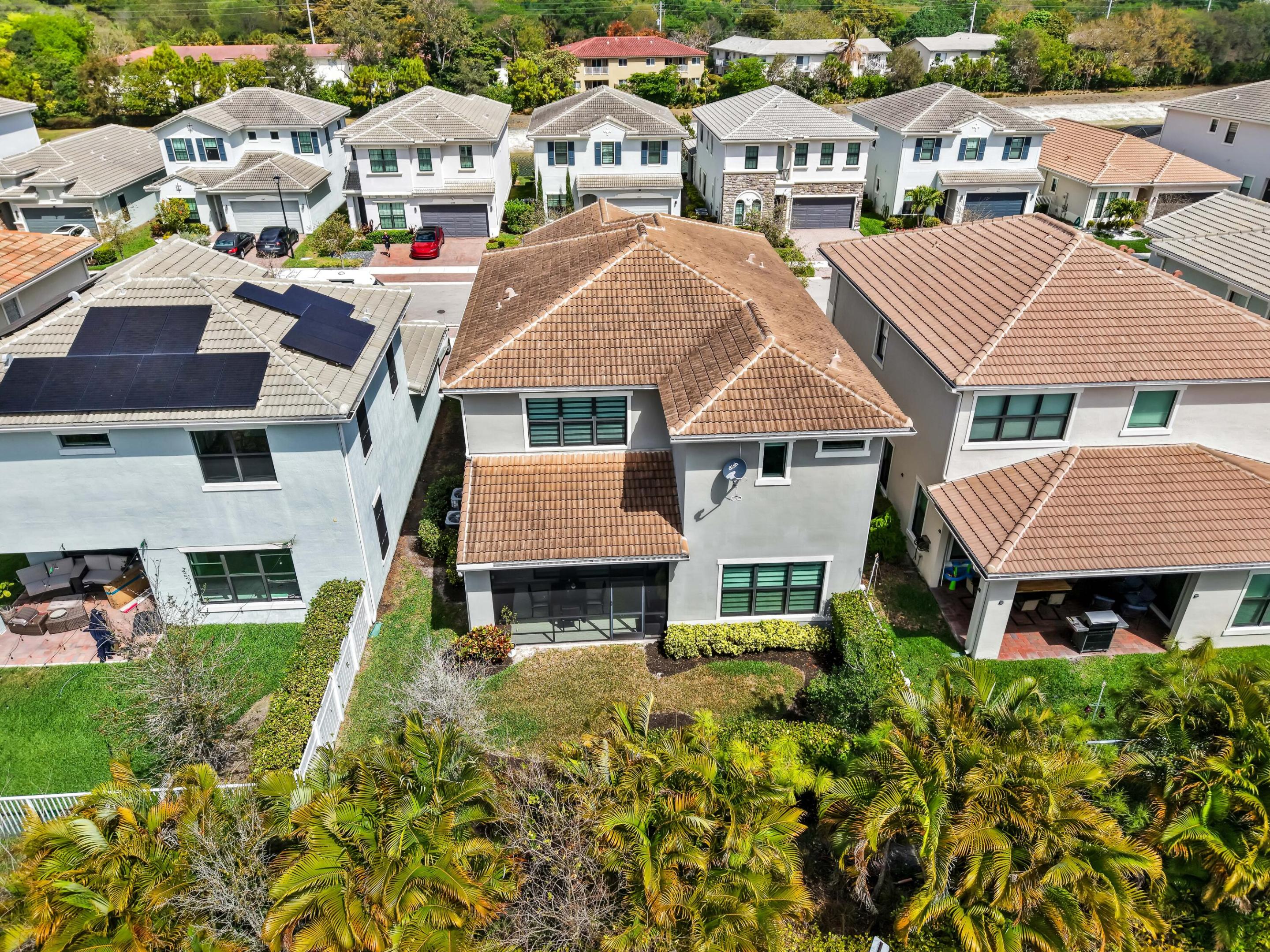 8550 NW 39th Court