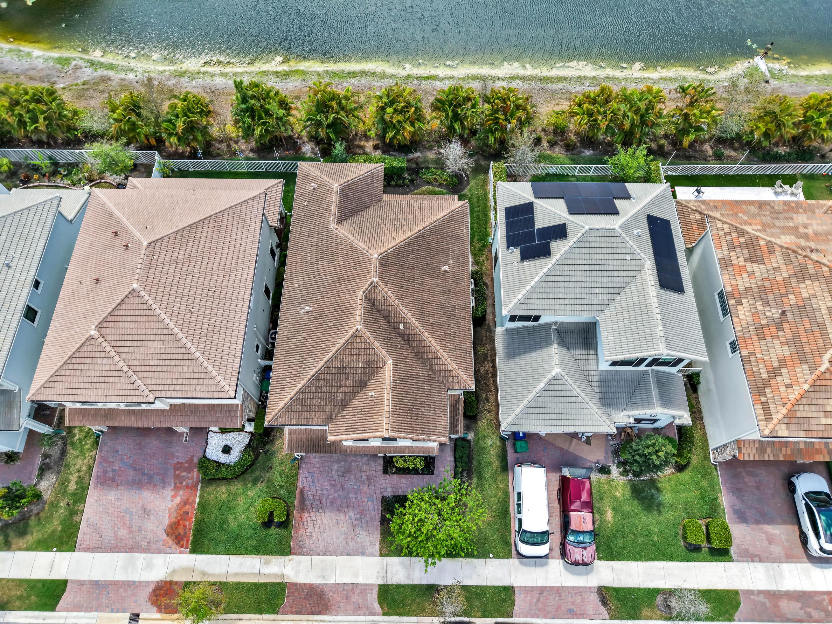 8550 NW 39th Court