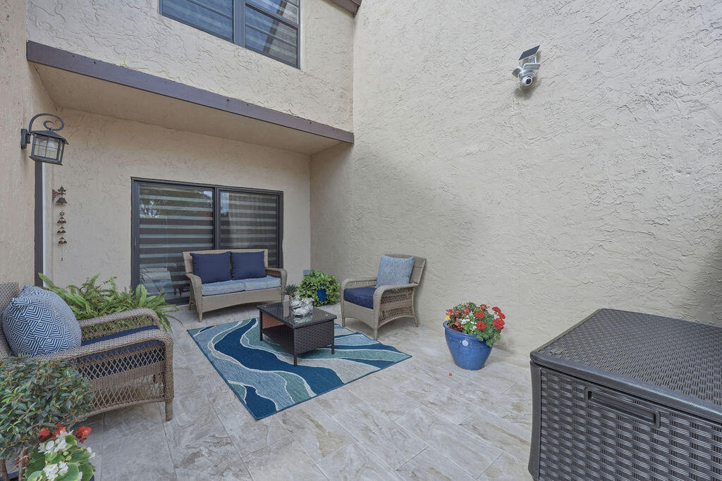 1871 Bayberry Drive 1871