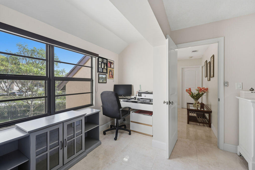 1871 Bayberry Drive 1871