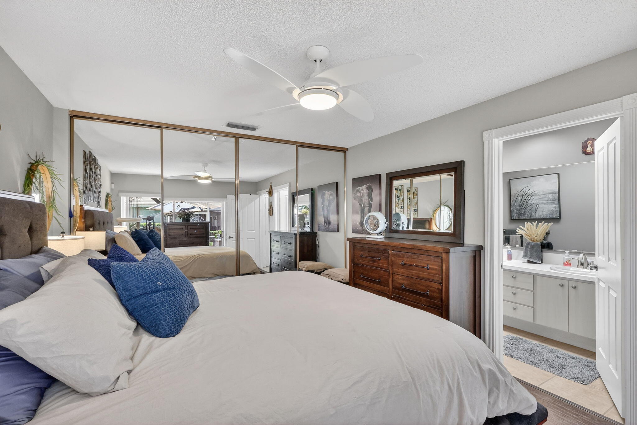 1242 NW Sun Terrace Circle 12c, Port St. Lucie Unit: 12c