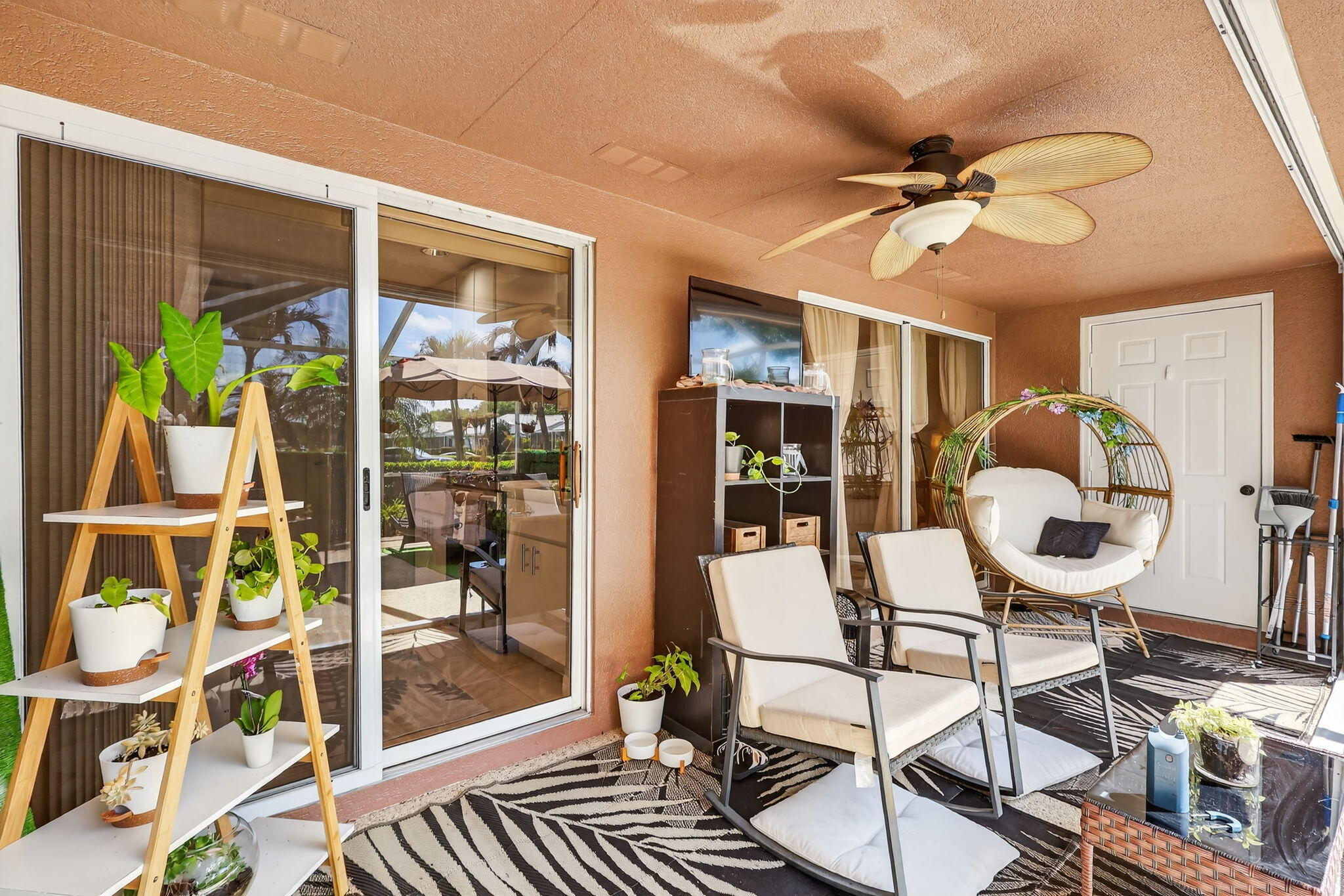 1242 NW Sun Terrace Circle 12c, Port St. Lucie Unit: 12c