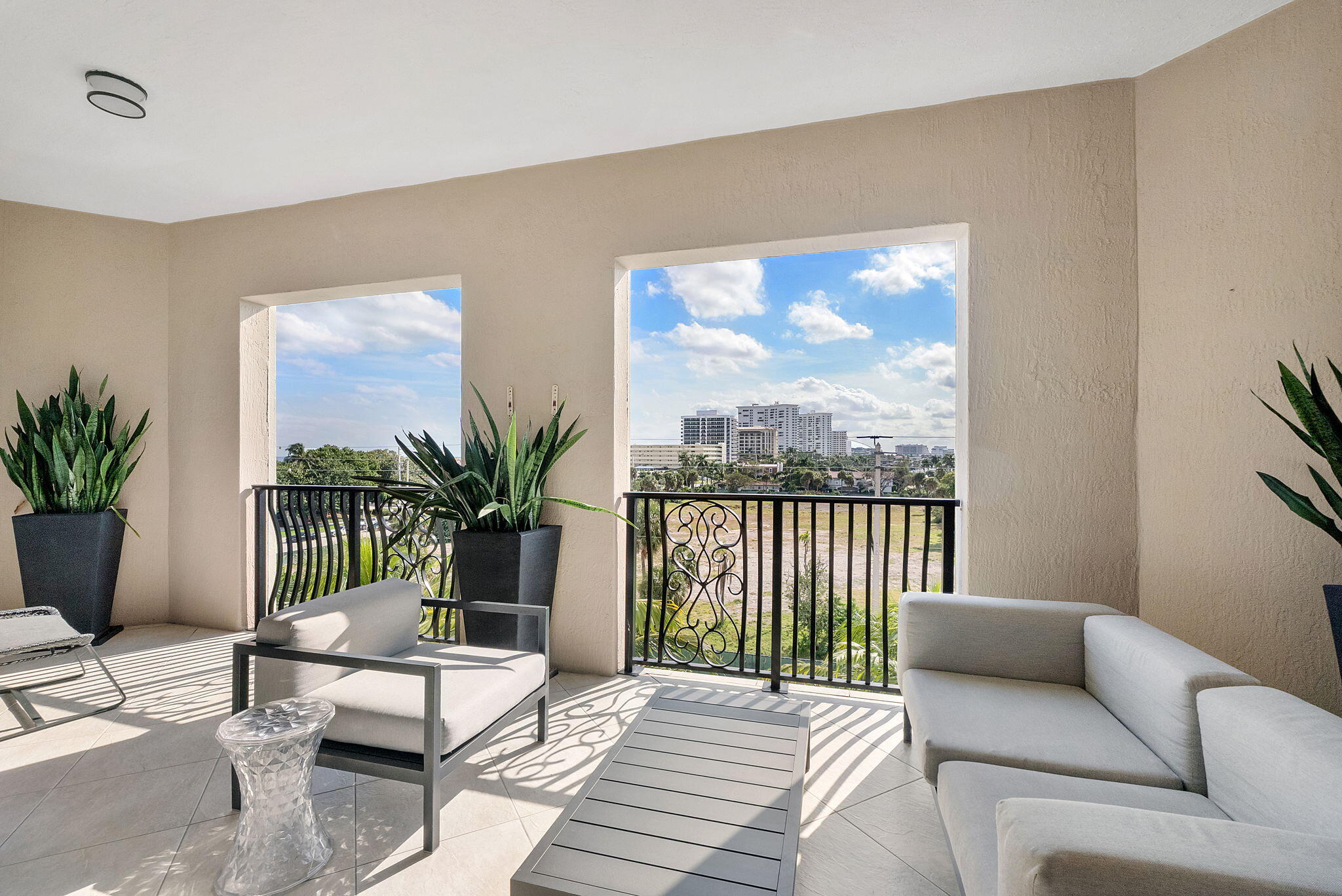 1 N Ocean Boulevard 402