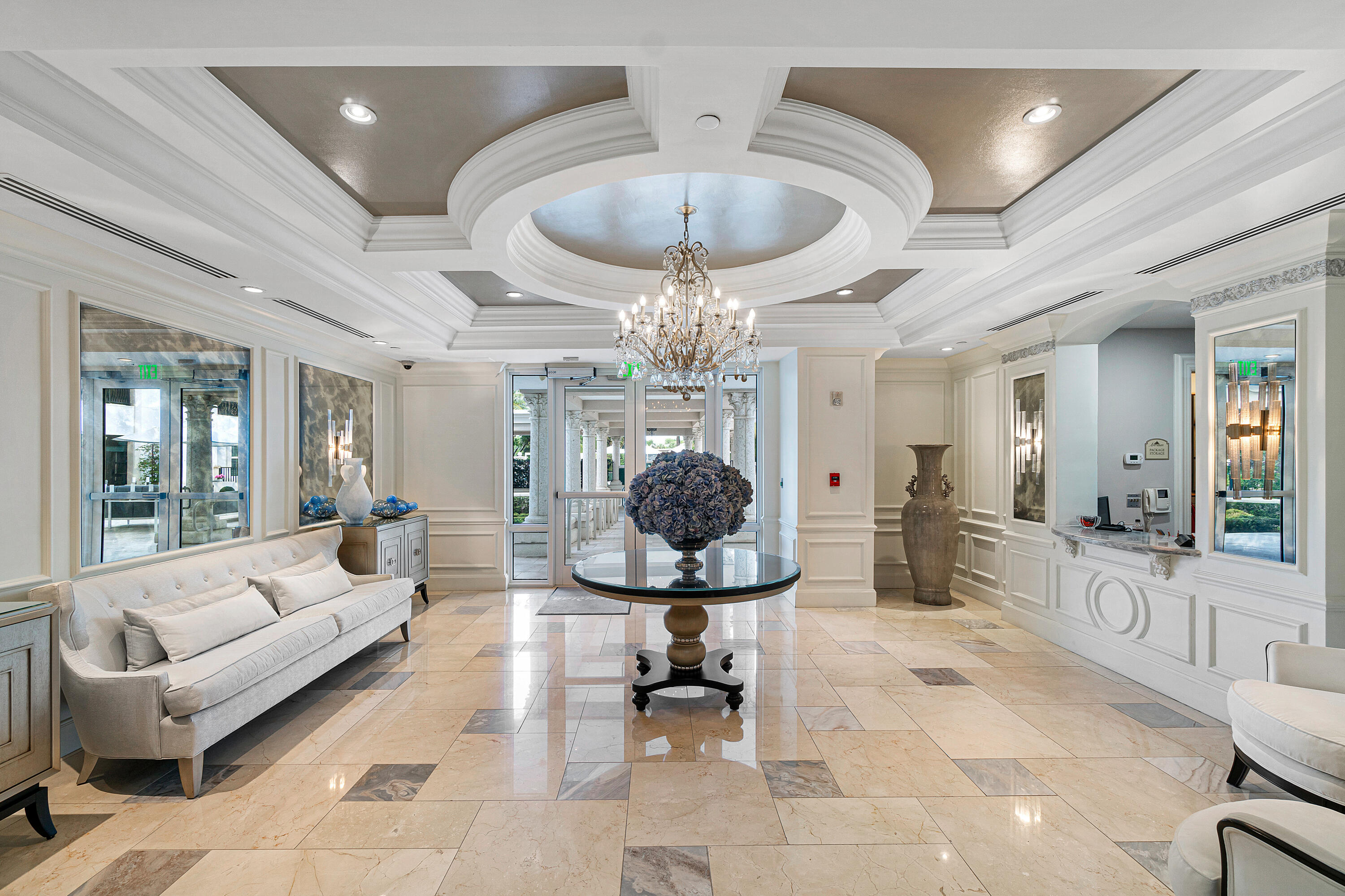 1 N Ocean Boulevard 402