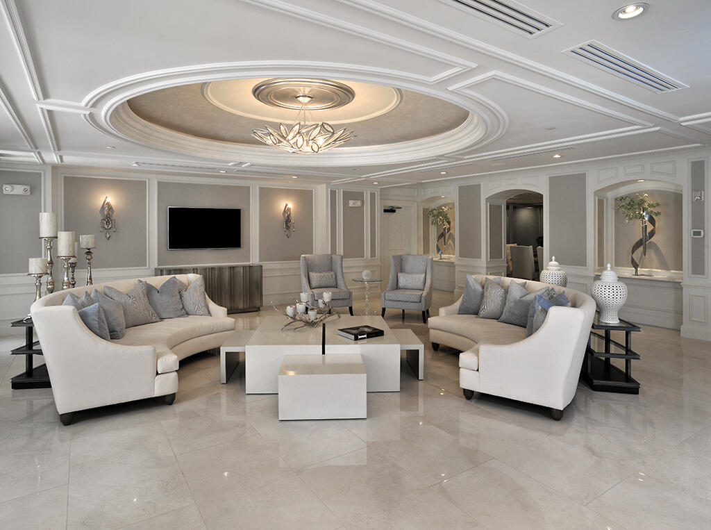 1 N Ocean Boulevard 402