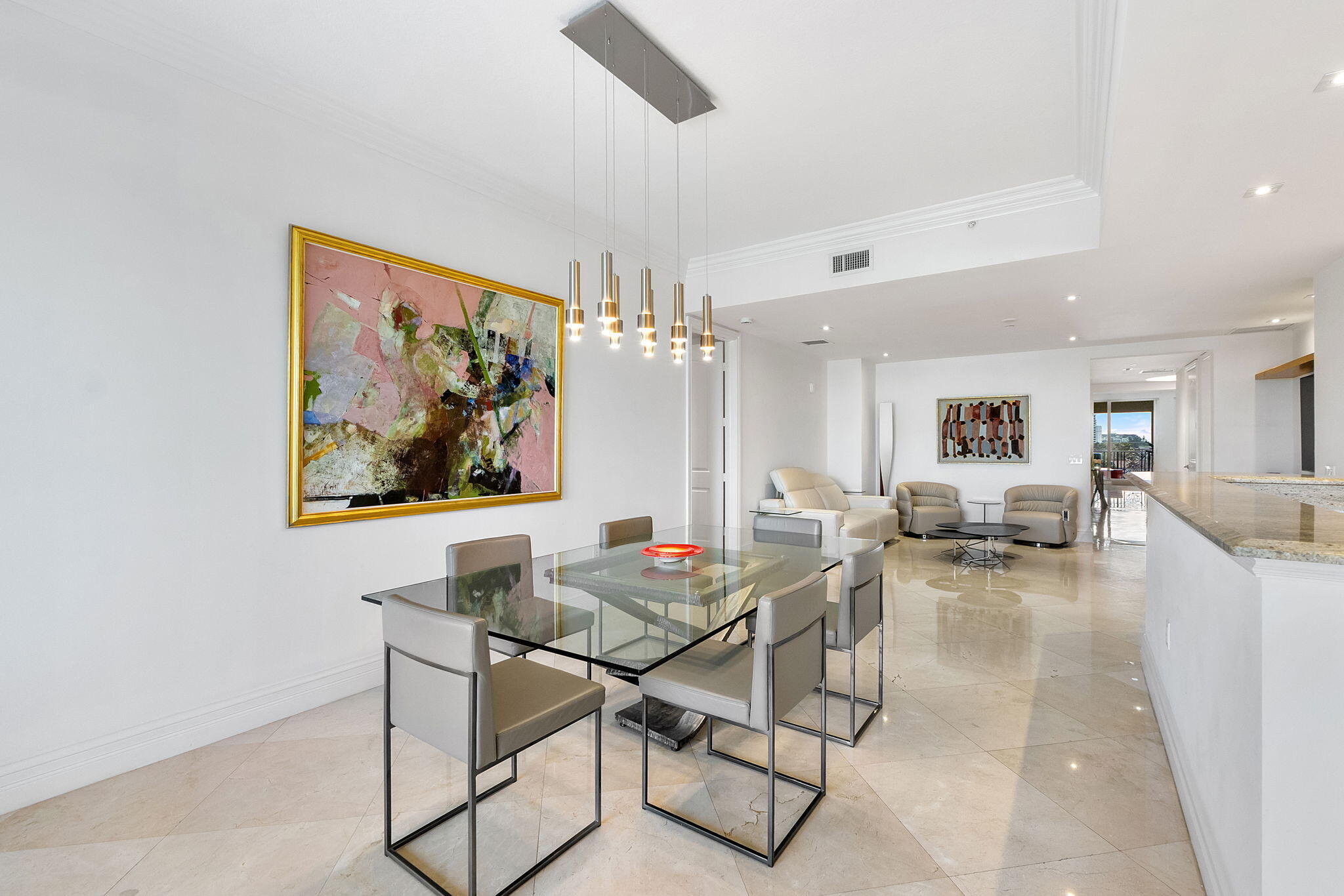 1 N Ocean Boulevard 402