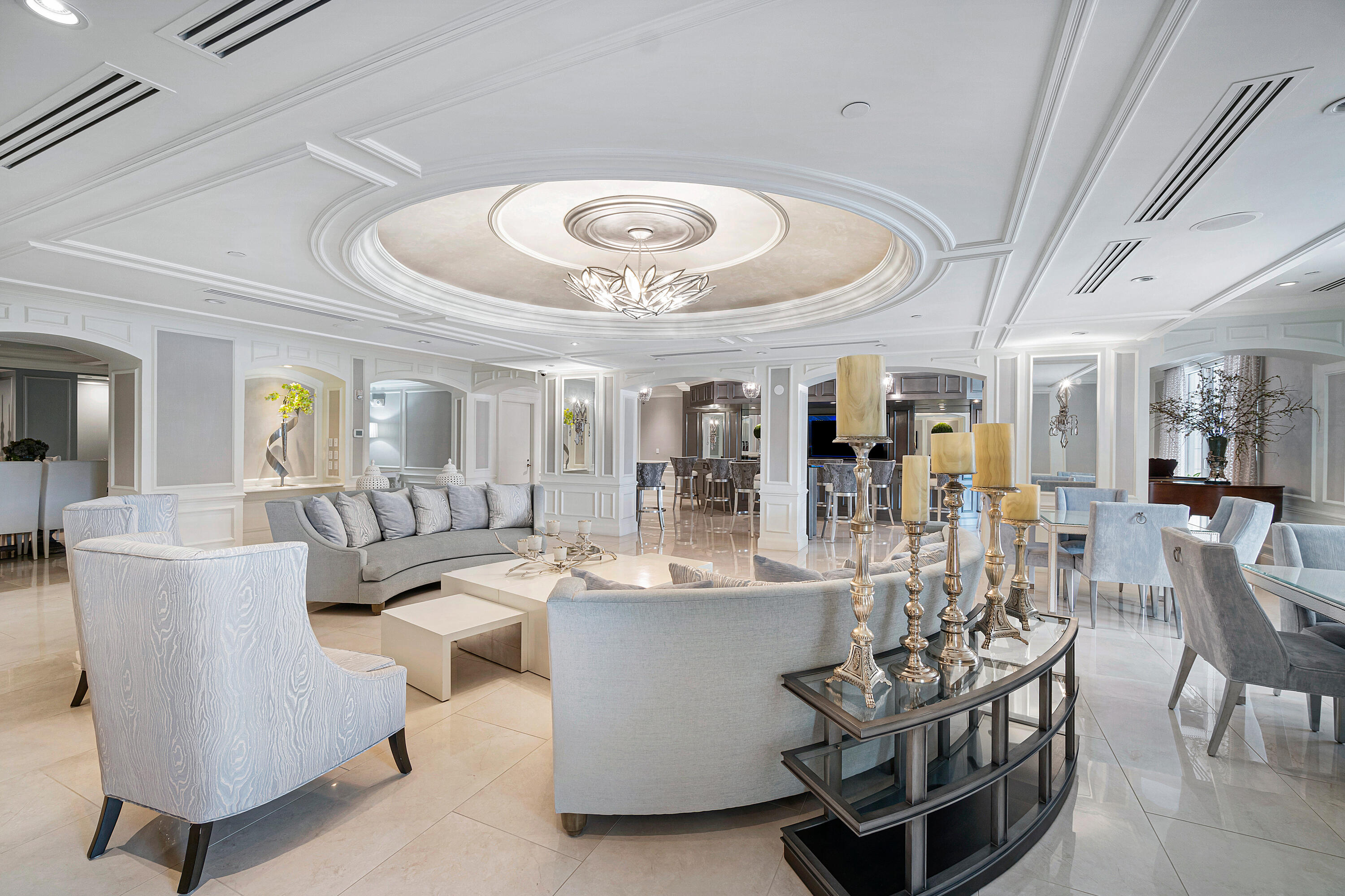 1 N Ocean Boulevard 402