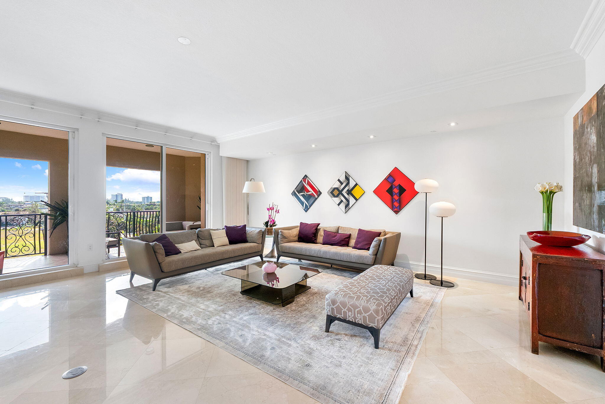 1 N Ocean Boulevard 402