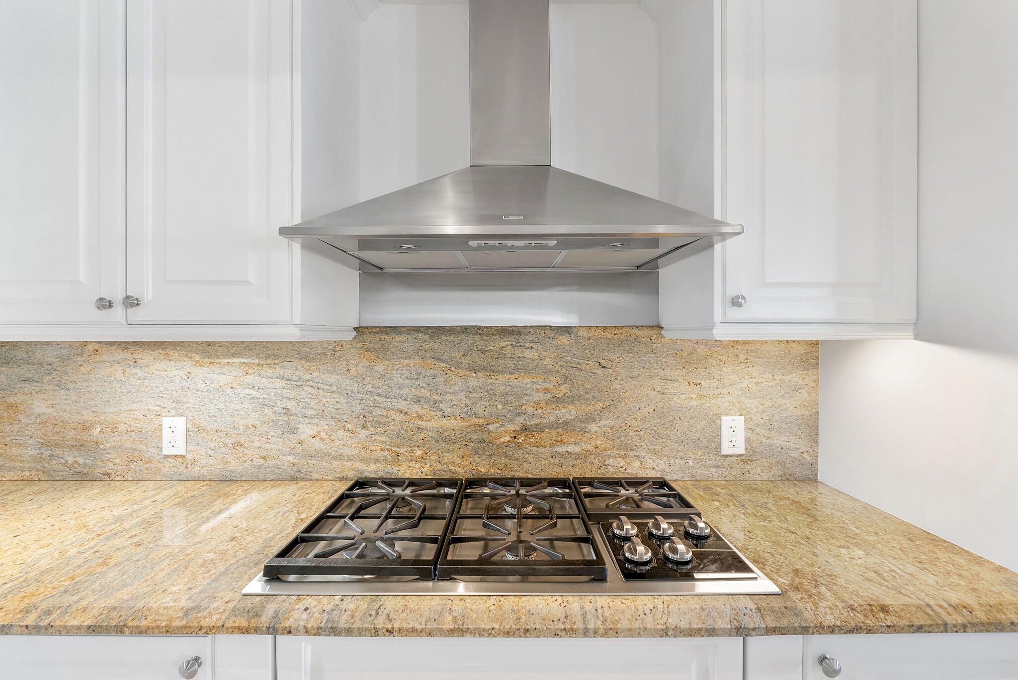 1 N Ocean Boulevard 402