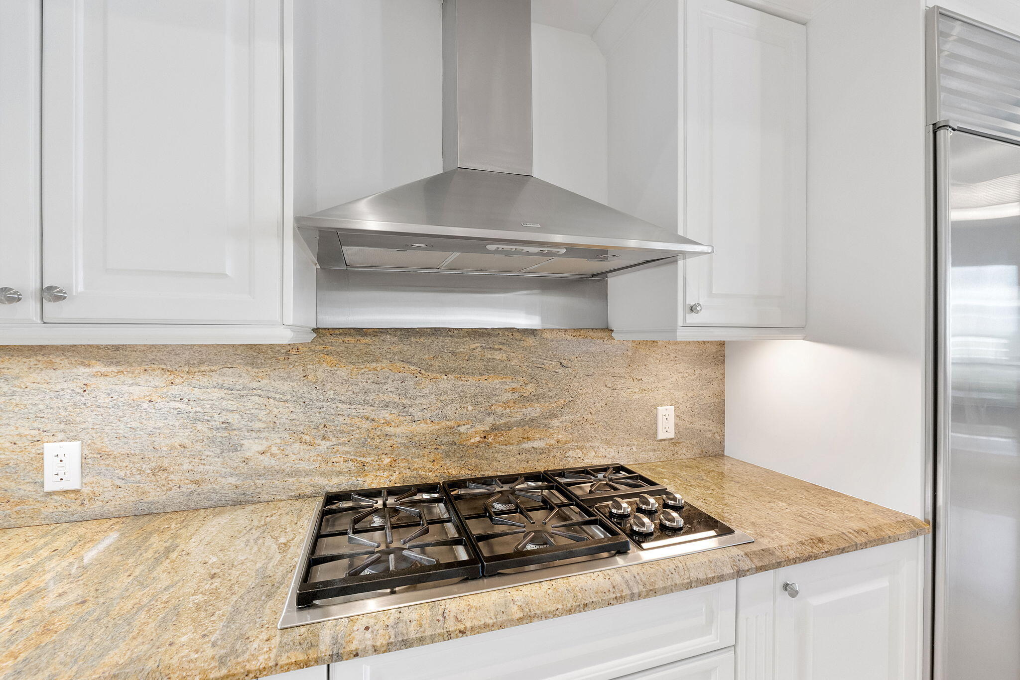 1 N Ocean Boulevard 402