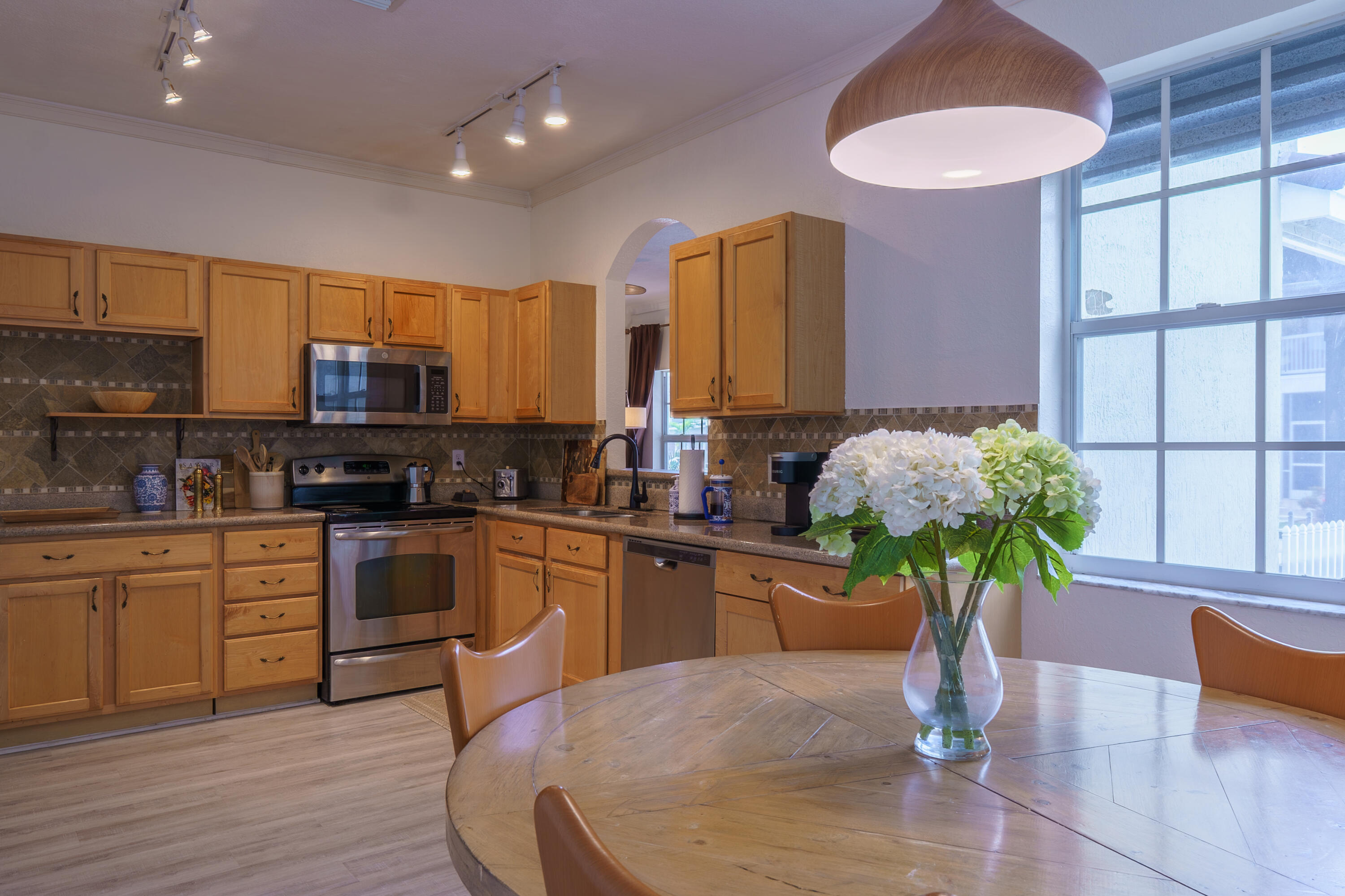 10585 NW 56th Place