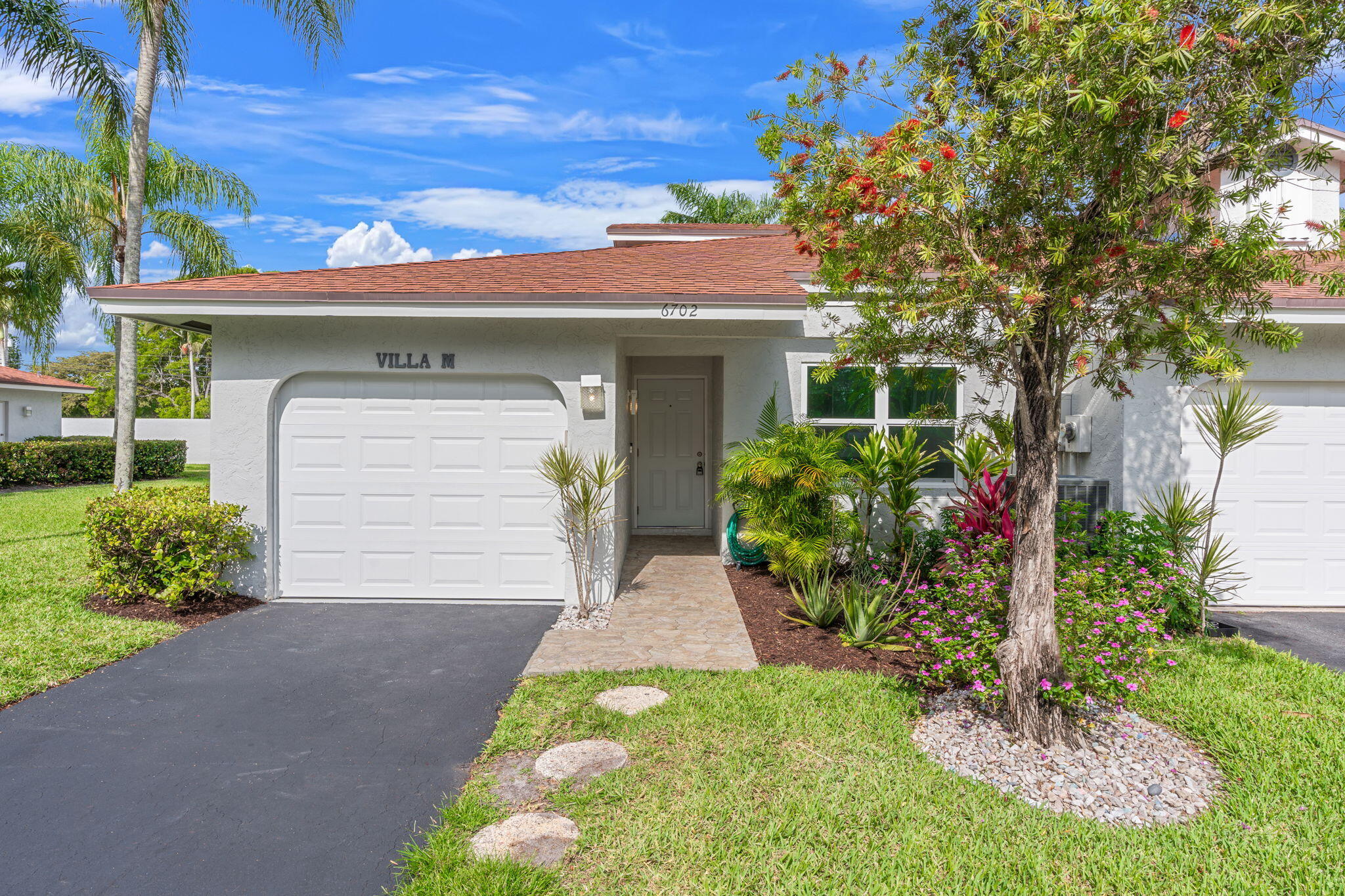 6702 N Pine Island Road 6702