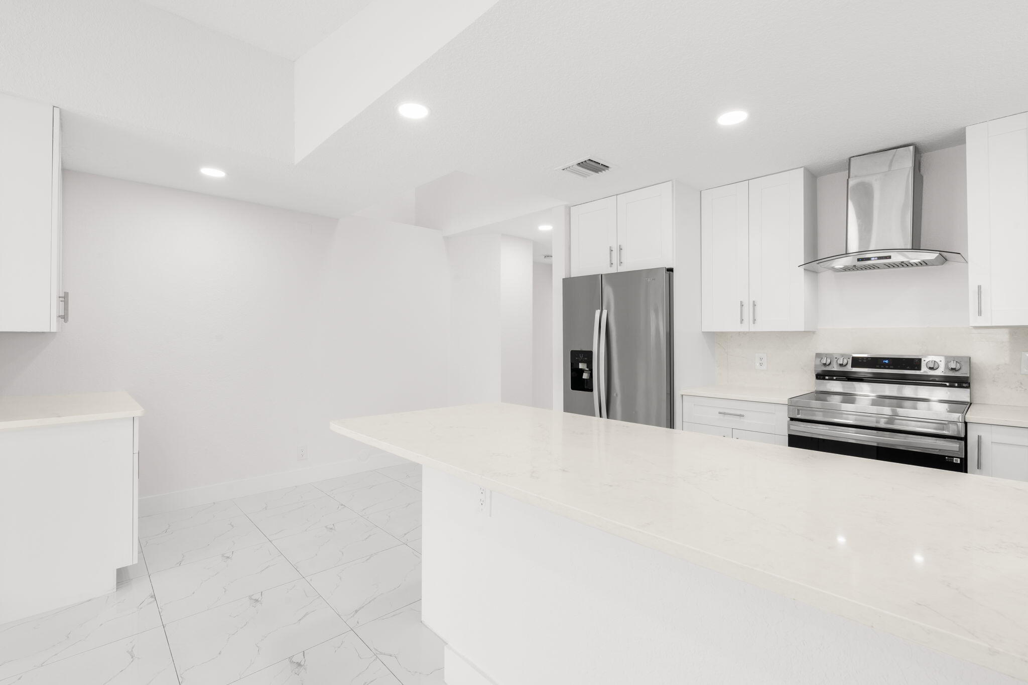 6702 N Pine Island Road 6702