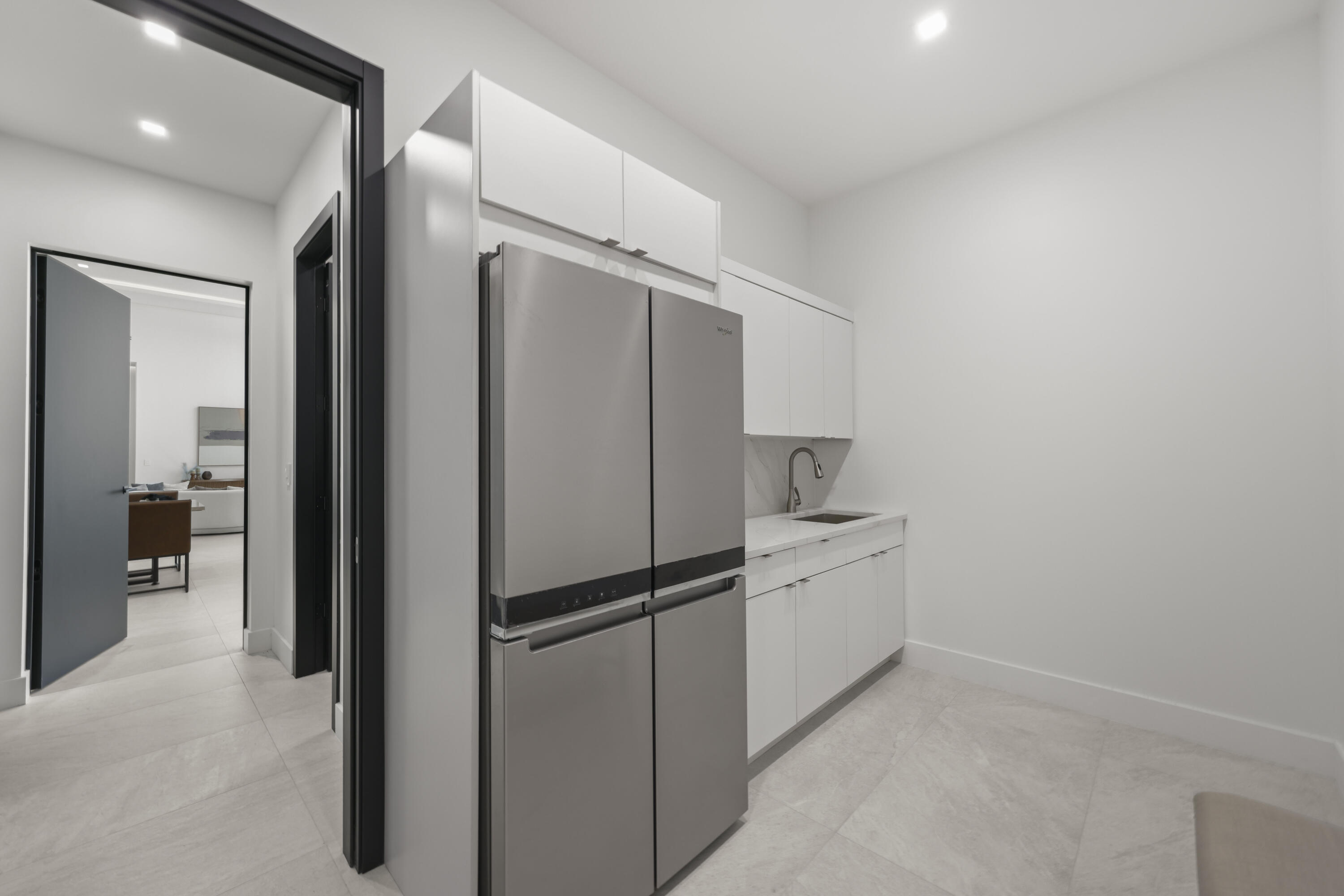 6676 NW 66th Way