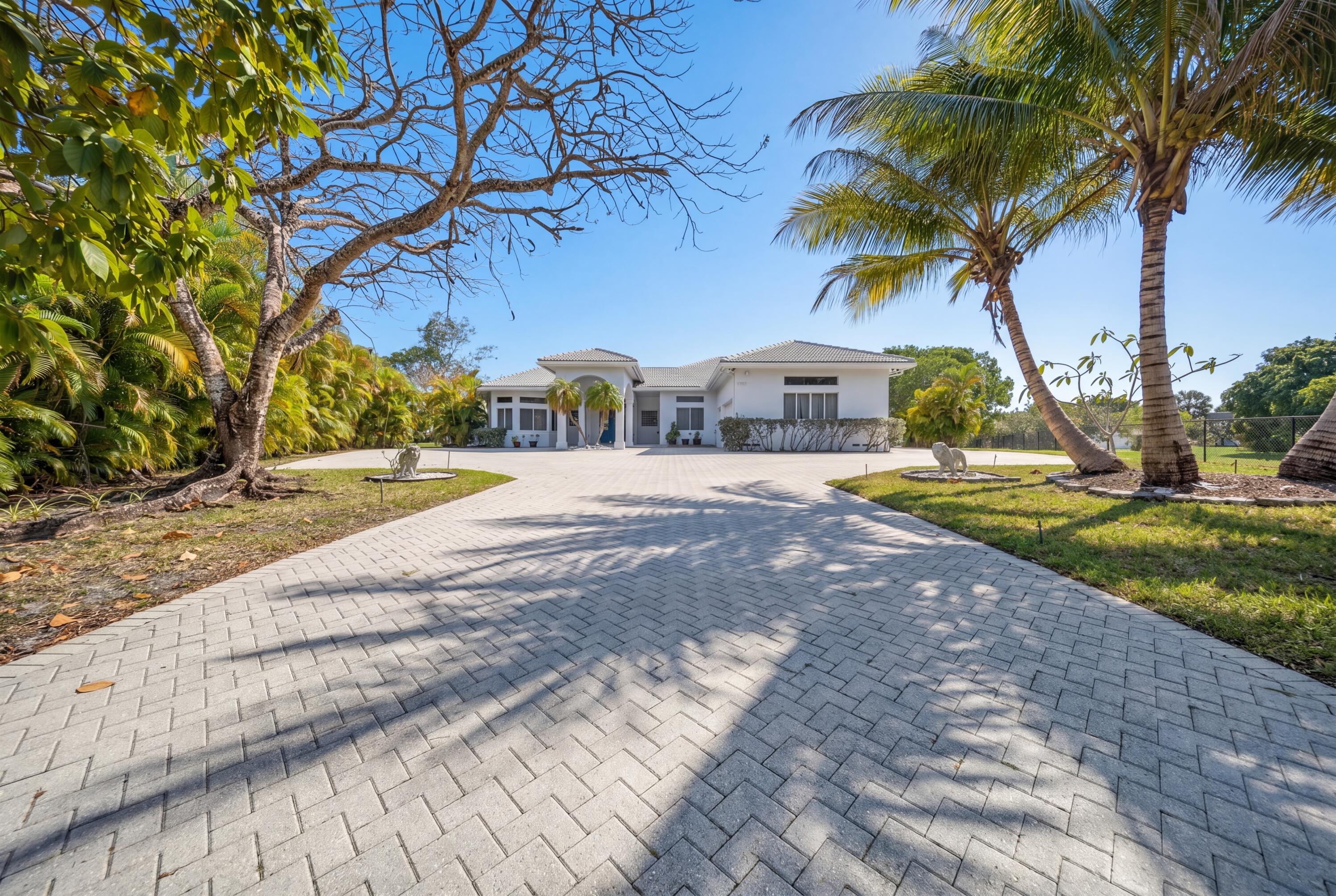 4010 NW 100th Avenue