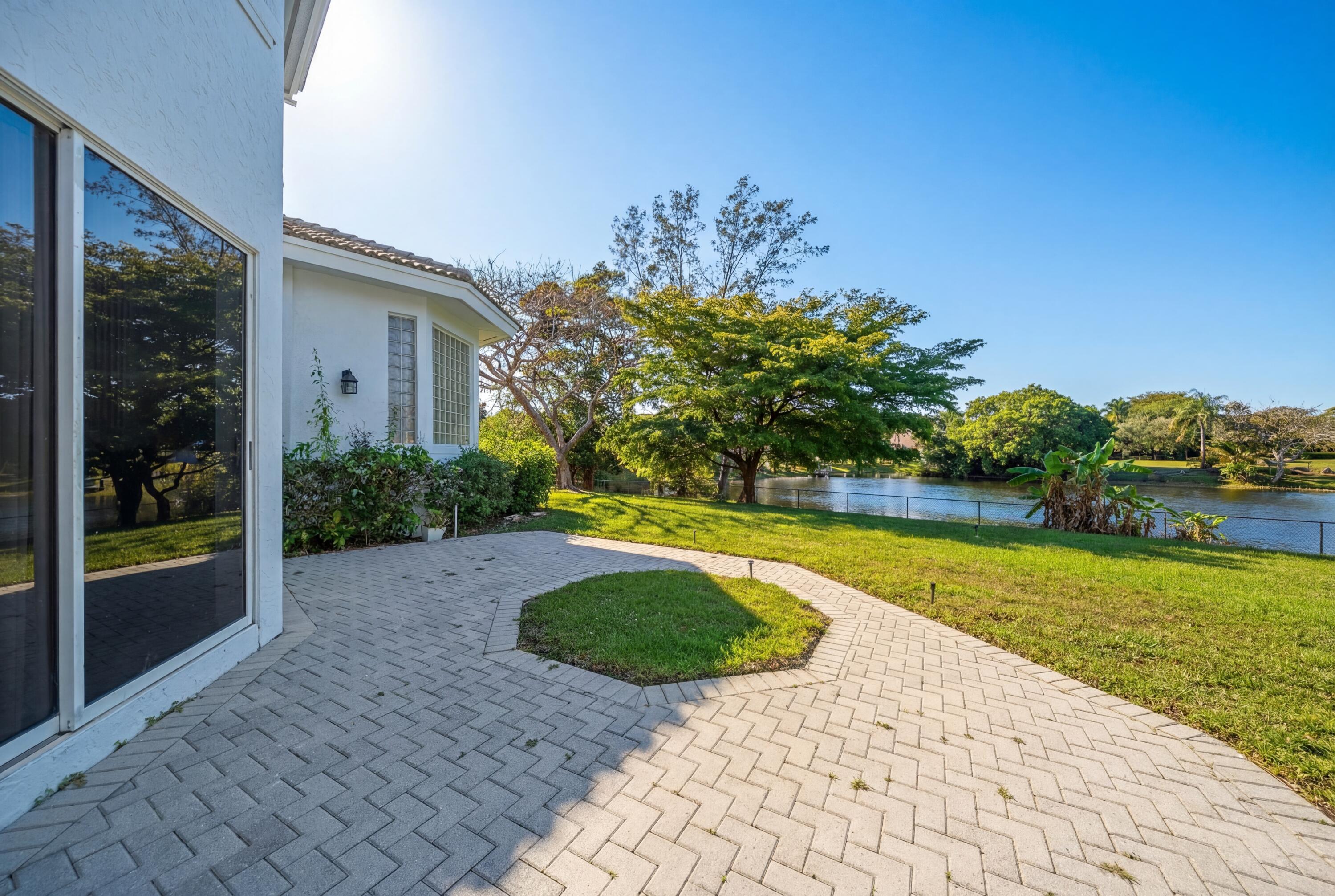 4010 NW 100th Avenue